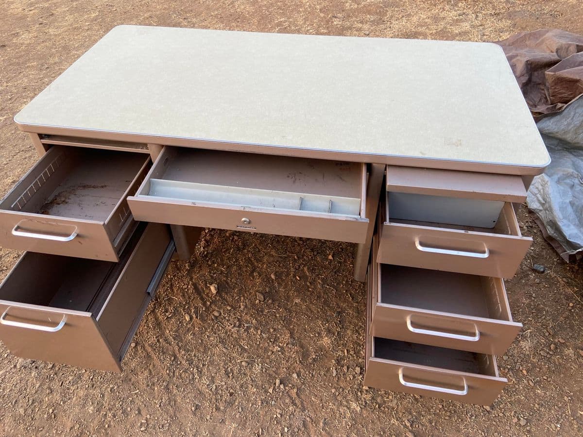 1970s Steelcase Tanker Desk Needs Restoration - Thumbnail 7