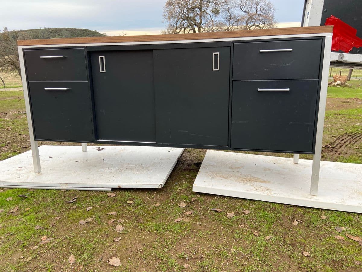 1980s Vintage Mid Century Modern Steel Credenza - Thumbnail 3