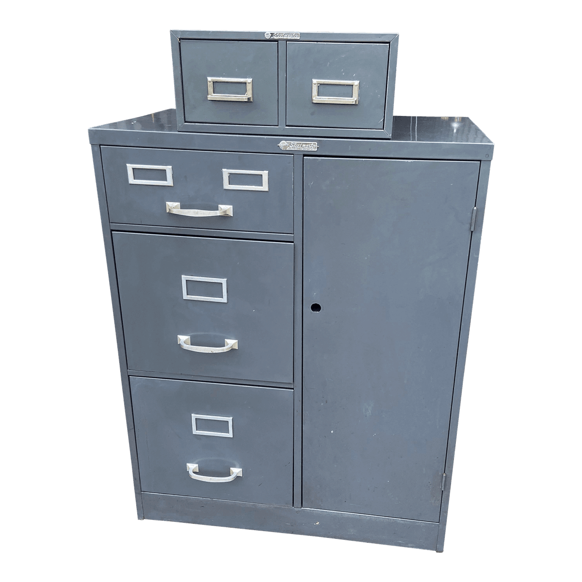 1970s Vintage Mid Century Modern Metal Cabinet - Thumbnail 2