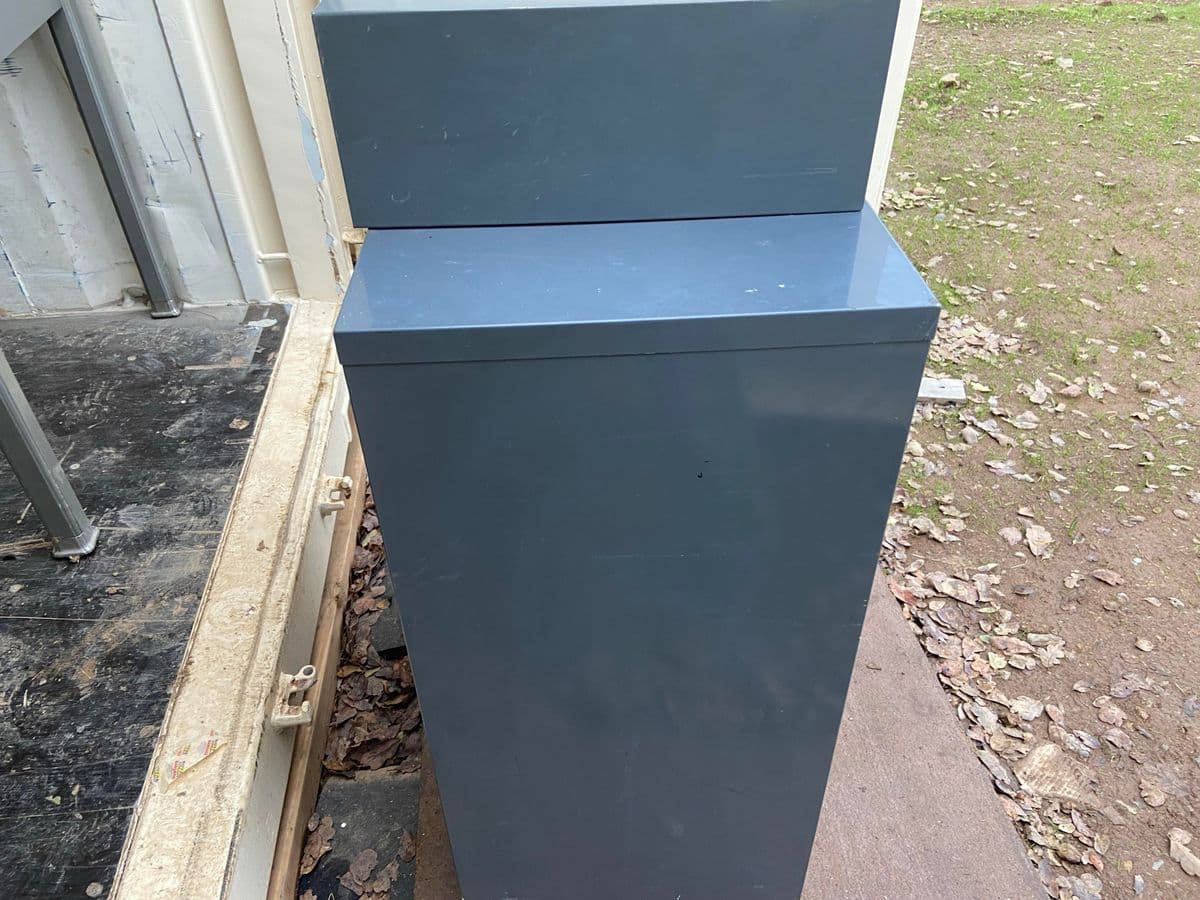 1970s Vintage Mid Century Modern Metal Cabinet - Thumbnail 4