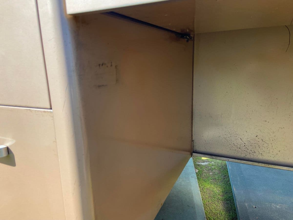 1960s McDowell & Craig Vintage Mid Century Modern Metal Tanker Desk - Thumbnail 5