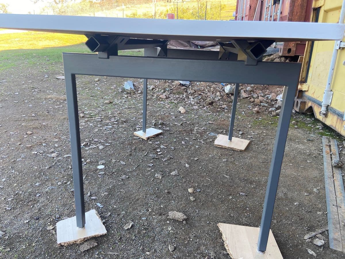 Knoll Antenna Desk - Thumbnail 11
