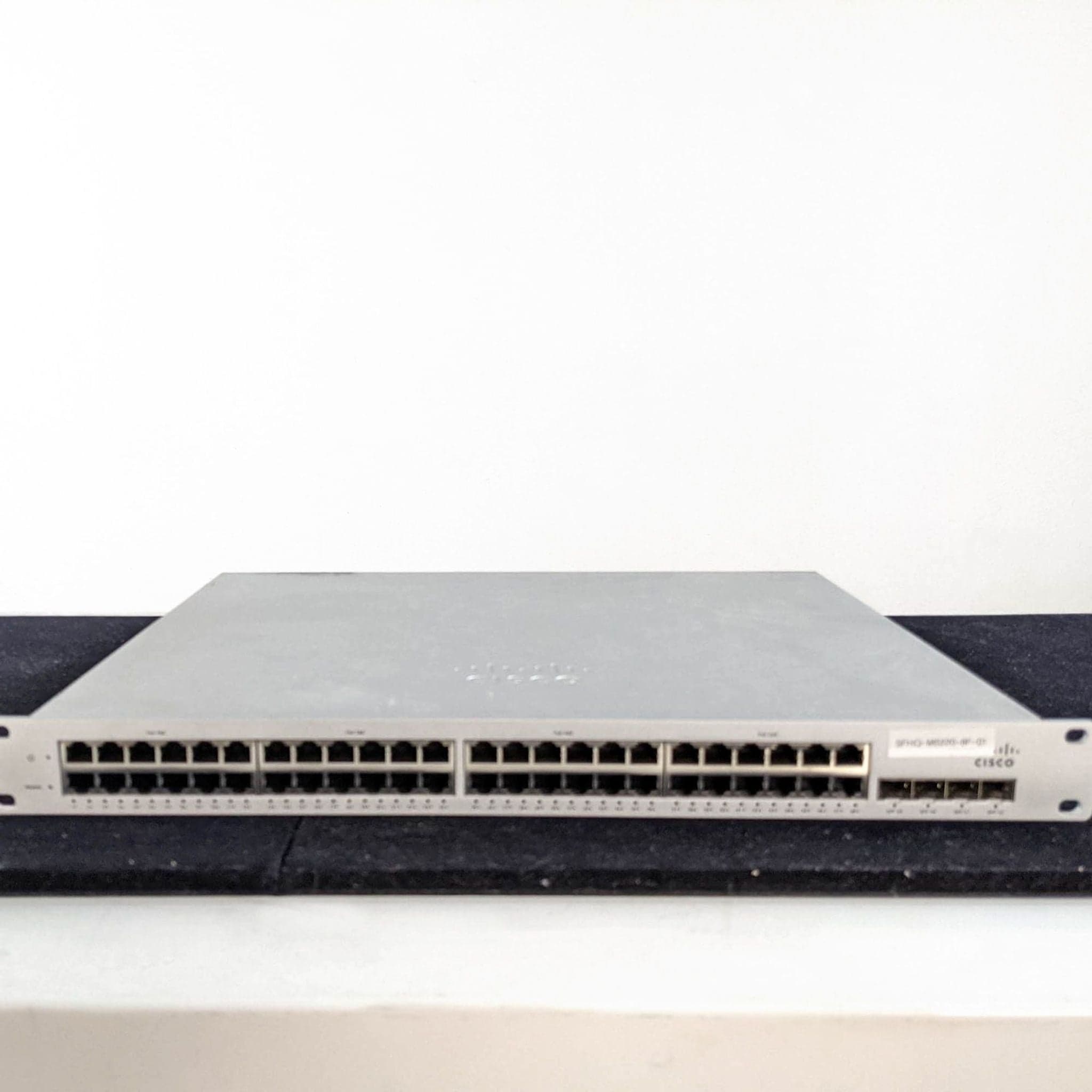 Cisco Meraki MS220-48FP-HW Gigabit Ethernet Switch - Image 1