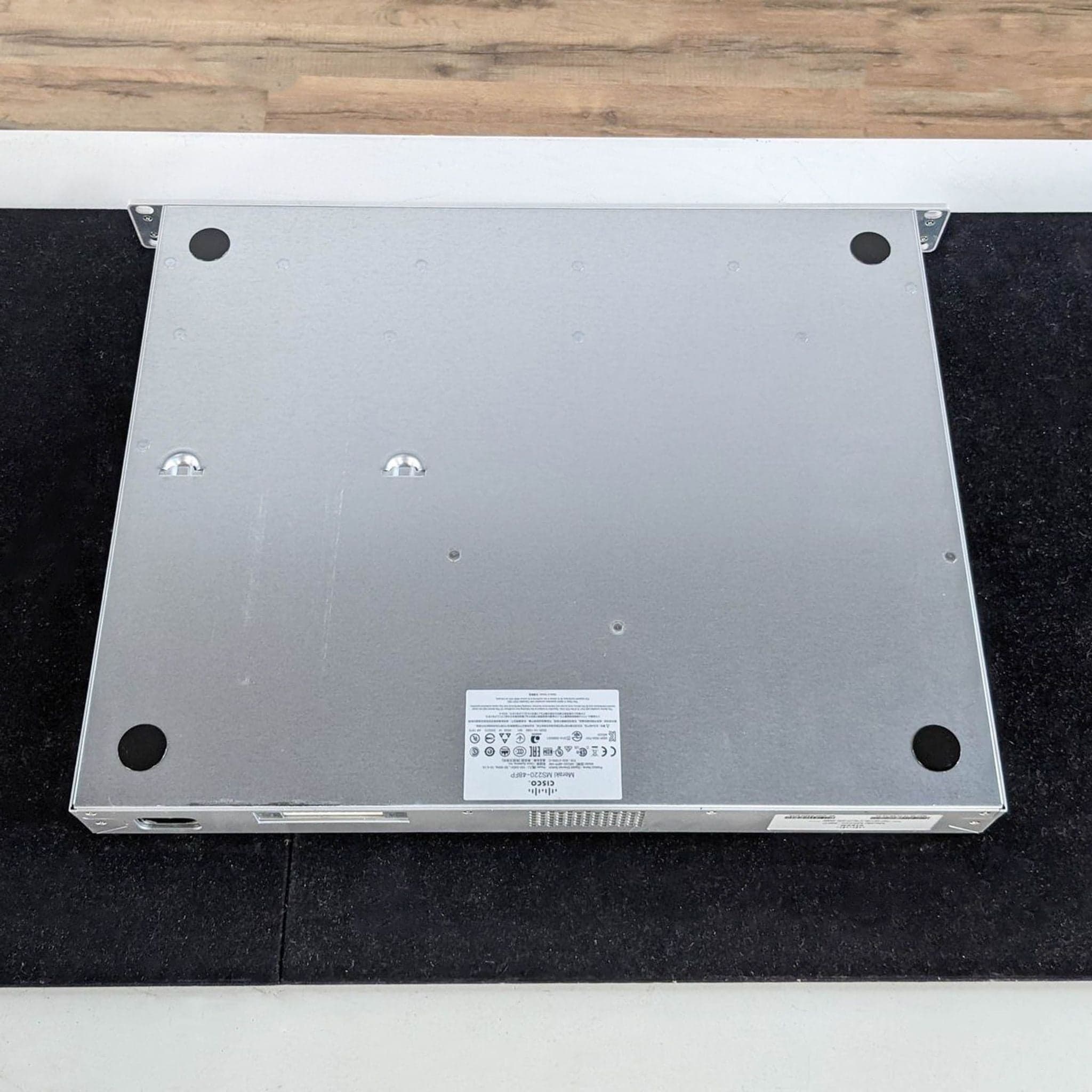 Cisco Meraki MS220-48FP-HW Gigabit Ethernet Switch - Thumbnail 9