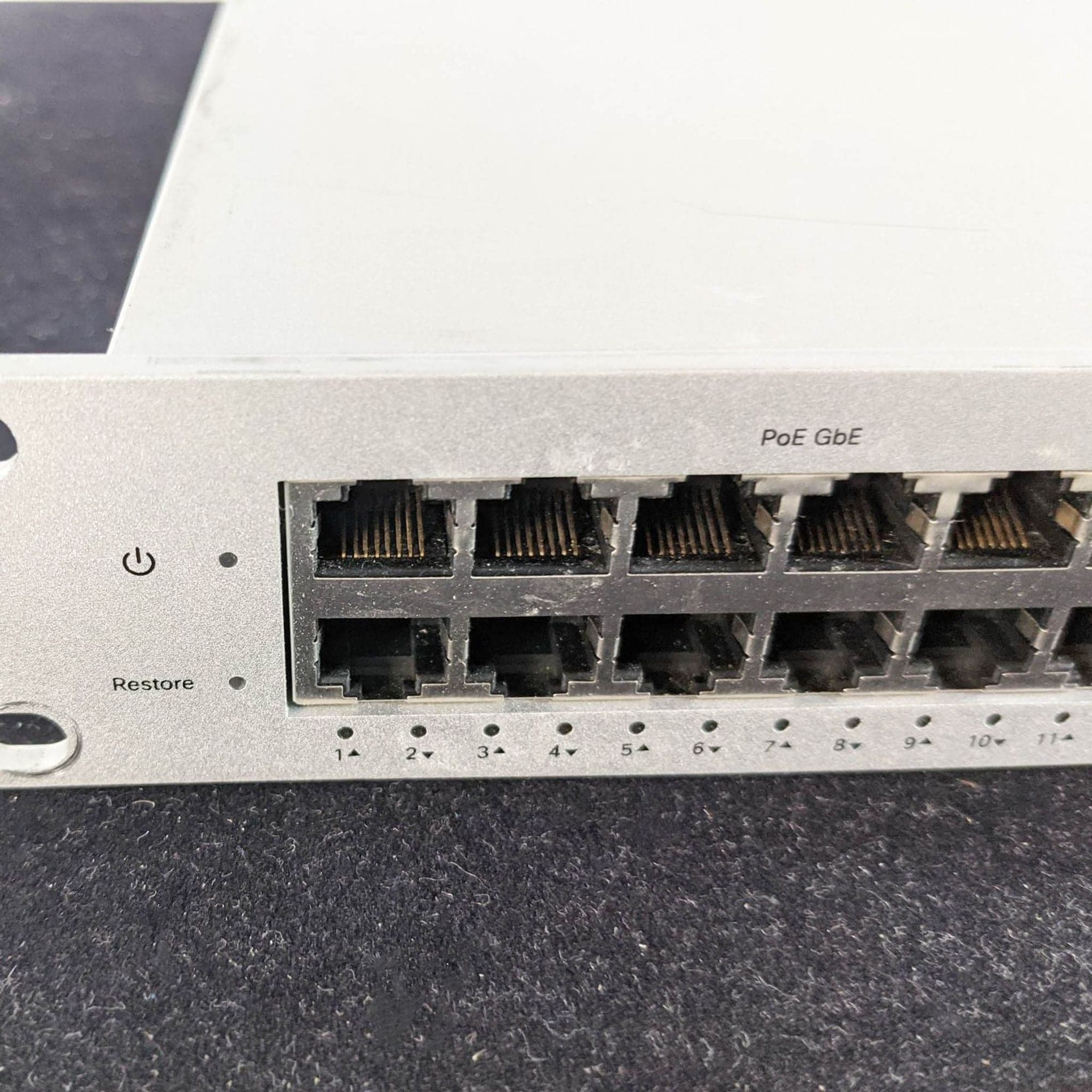 Cisco MS220-48FP-HW Gigabit Ethernet Switch - Thumbnail 5