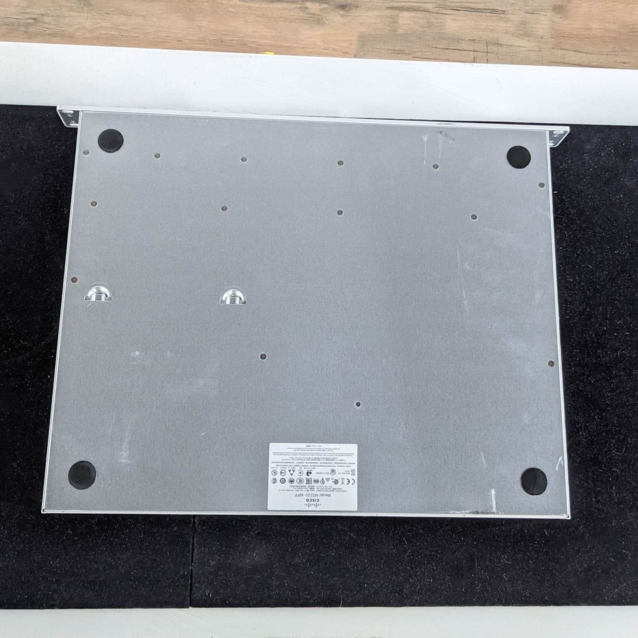 Cisco MS220-48FP-HW Gigabit Ethernet Switch - Thumbnail 8