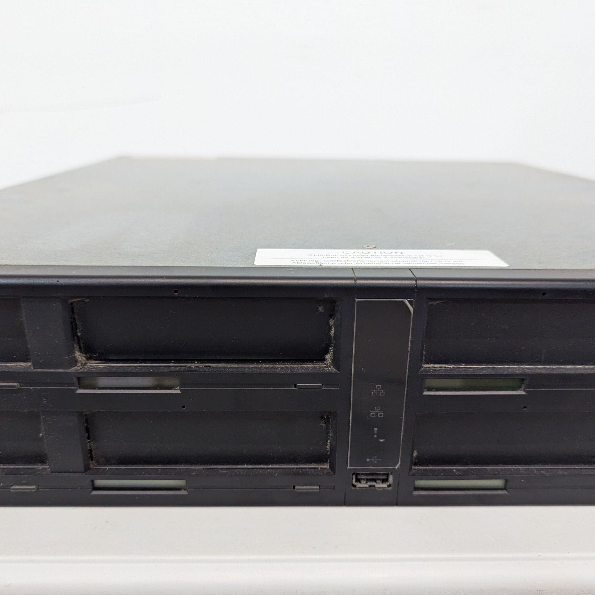 Tandberg RDX QuikStation 8 2U Rackmount RDX Array - Thumbnail 2