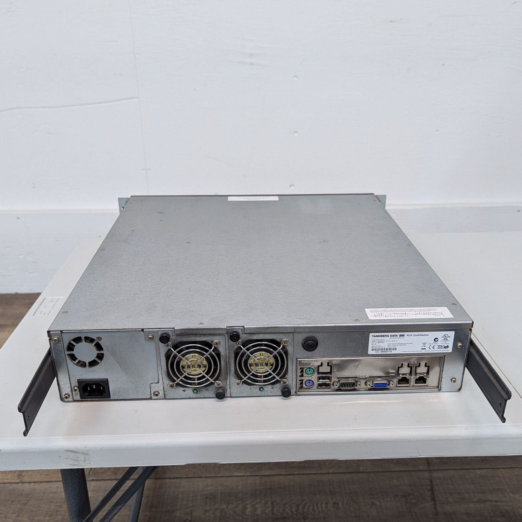 Tandberg RDX QuikStation 8 2U Rackmount RDX Array - Thumbnail 5