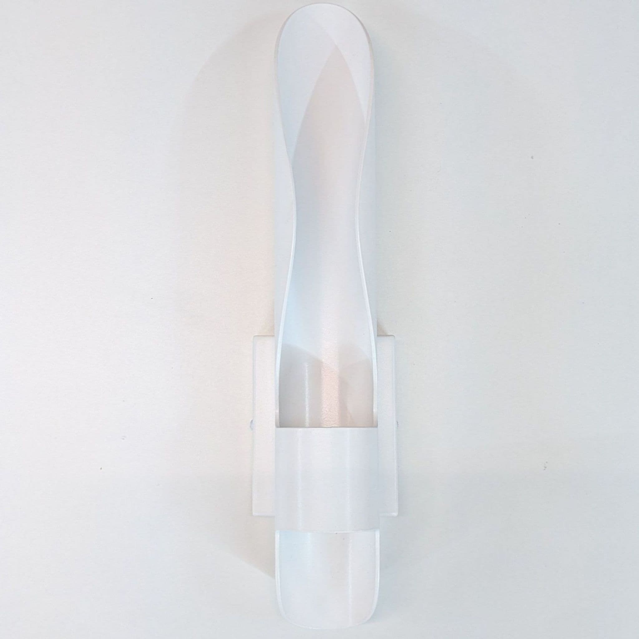 Sleek Modern White LED Wall Sconce Light Fixture - Image 1