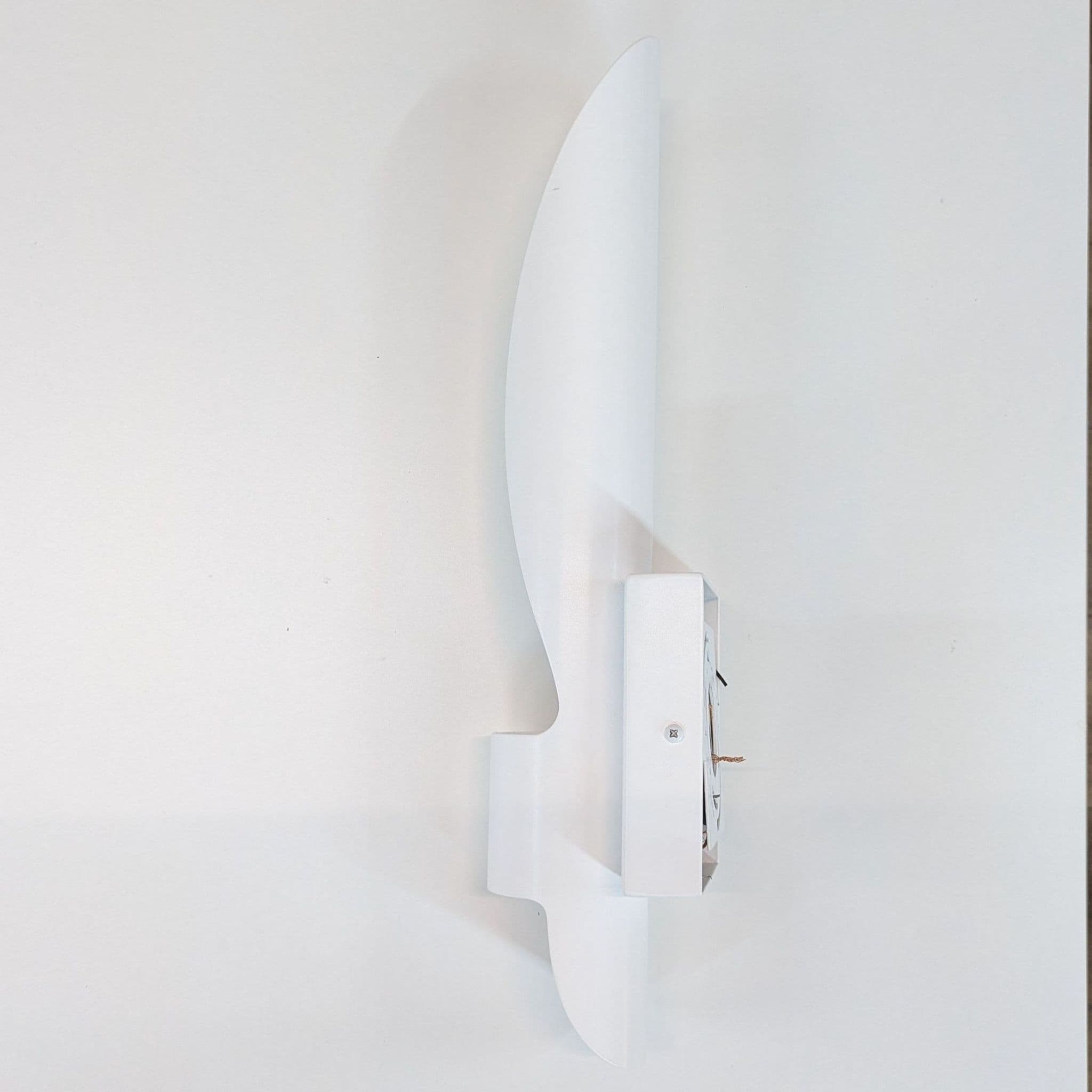 Sleek Modern White LED Wall Sconce Light Fixture - Thumbnail 5