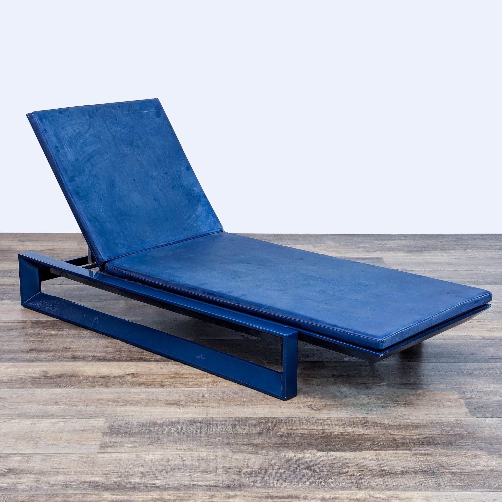 Condominium Frame Modern Outdoor Sun Lounge - Thumbnail 3