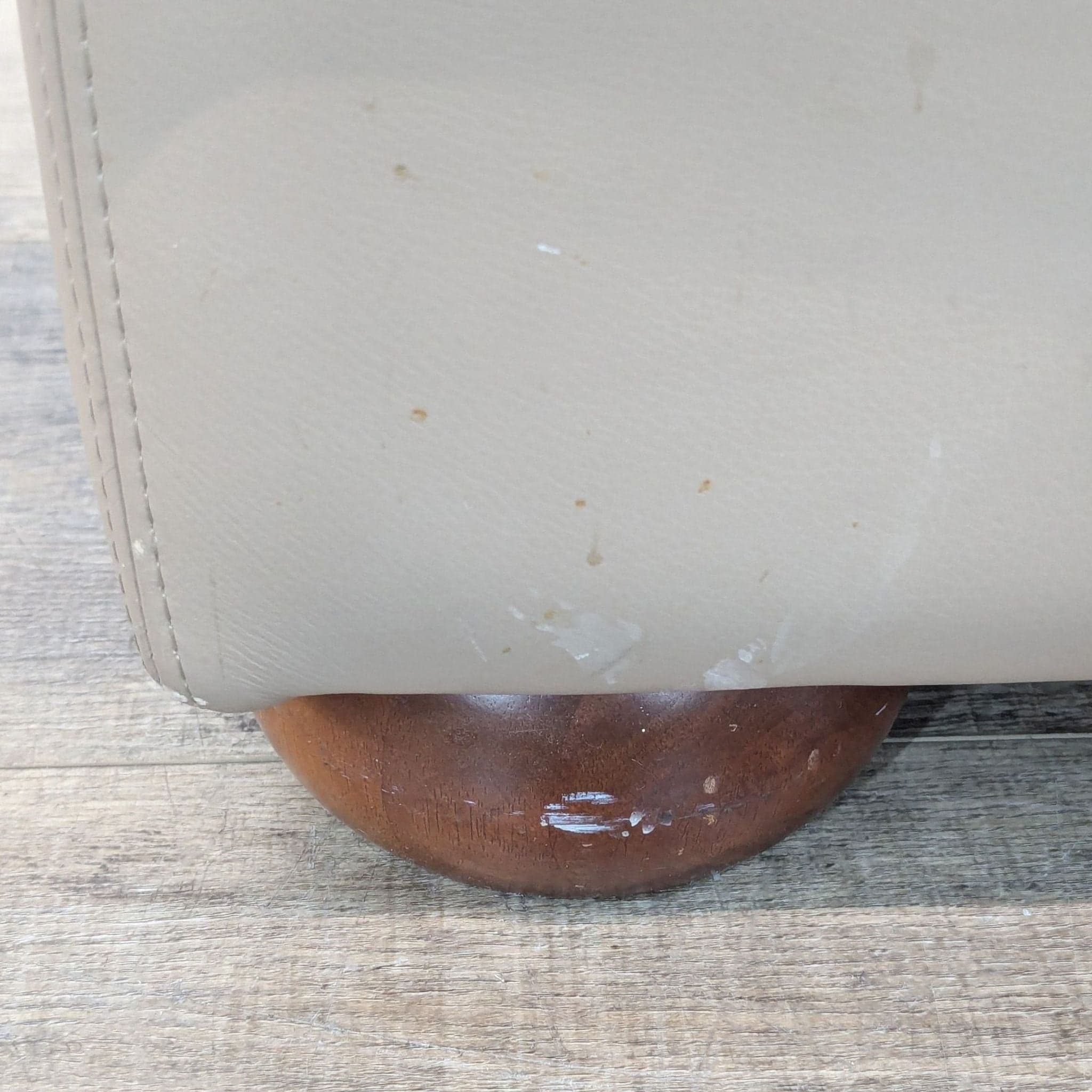 Leather Ottoman - Thumbnail 5