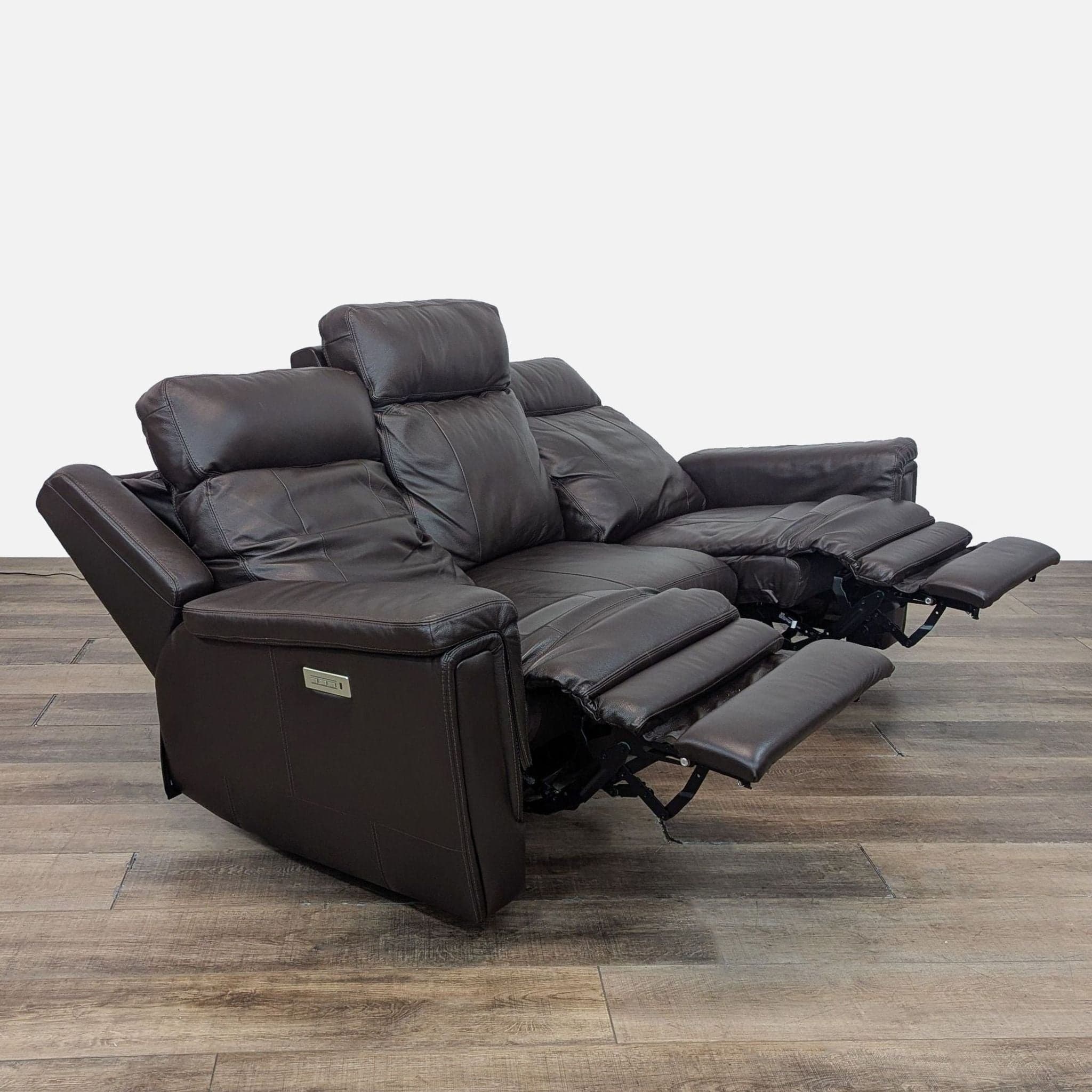 Palliser Triple Power Reclining Leather Sofa - Thumbnail 2