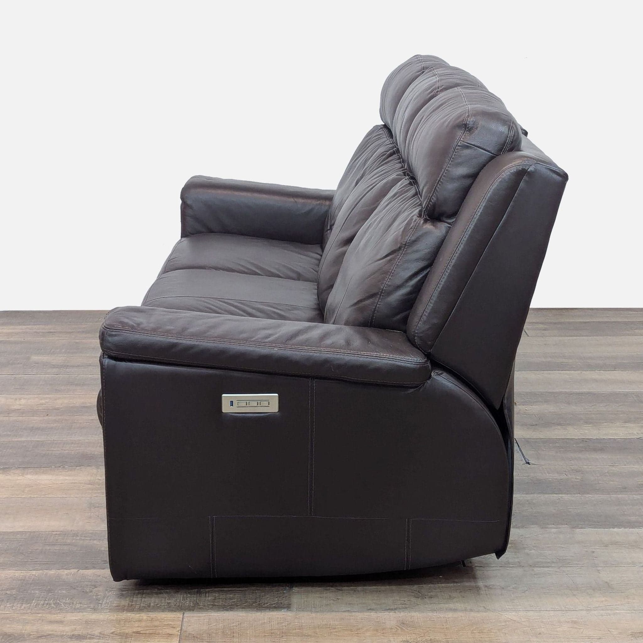 Palliser Triple Power Reclining Leather Sofa - Thumbnail 6