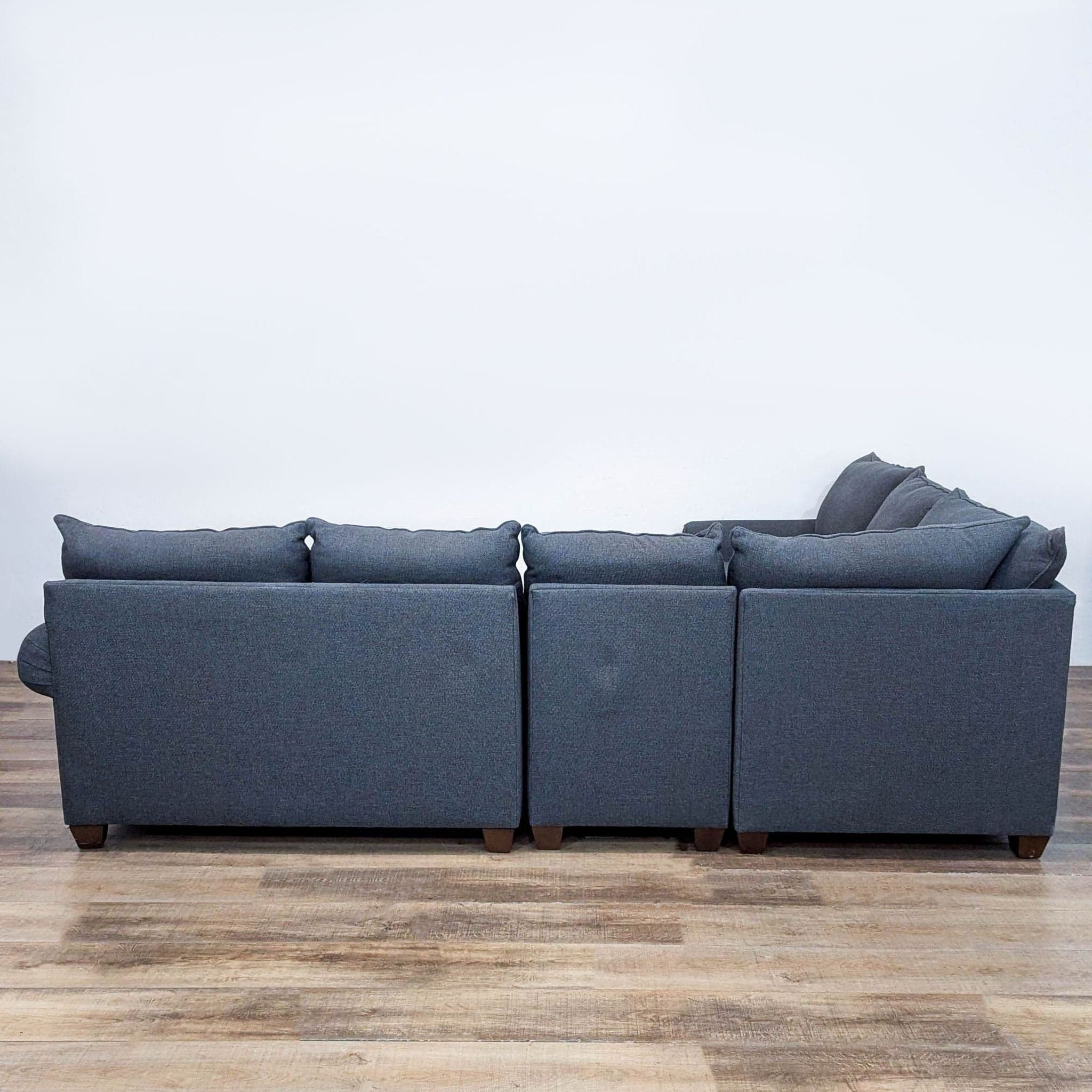 Bassett Furniture 3-Piece Alexander L-Shaped Sectional - Thumbnail 4