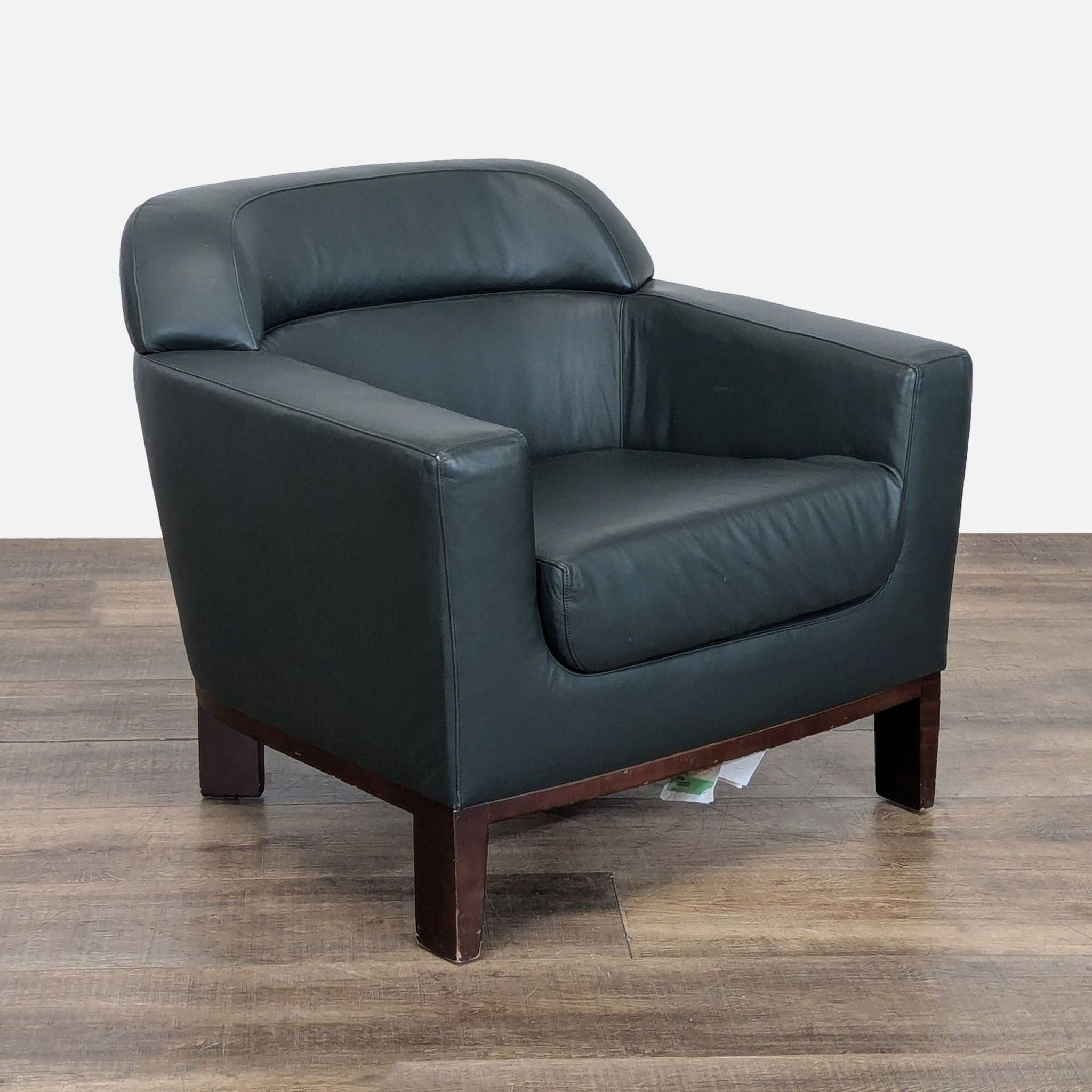 Bernhardt Transitional Leather Club Chair - Thumbnail 3
