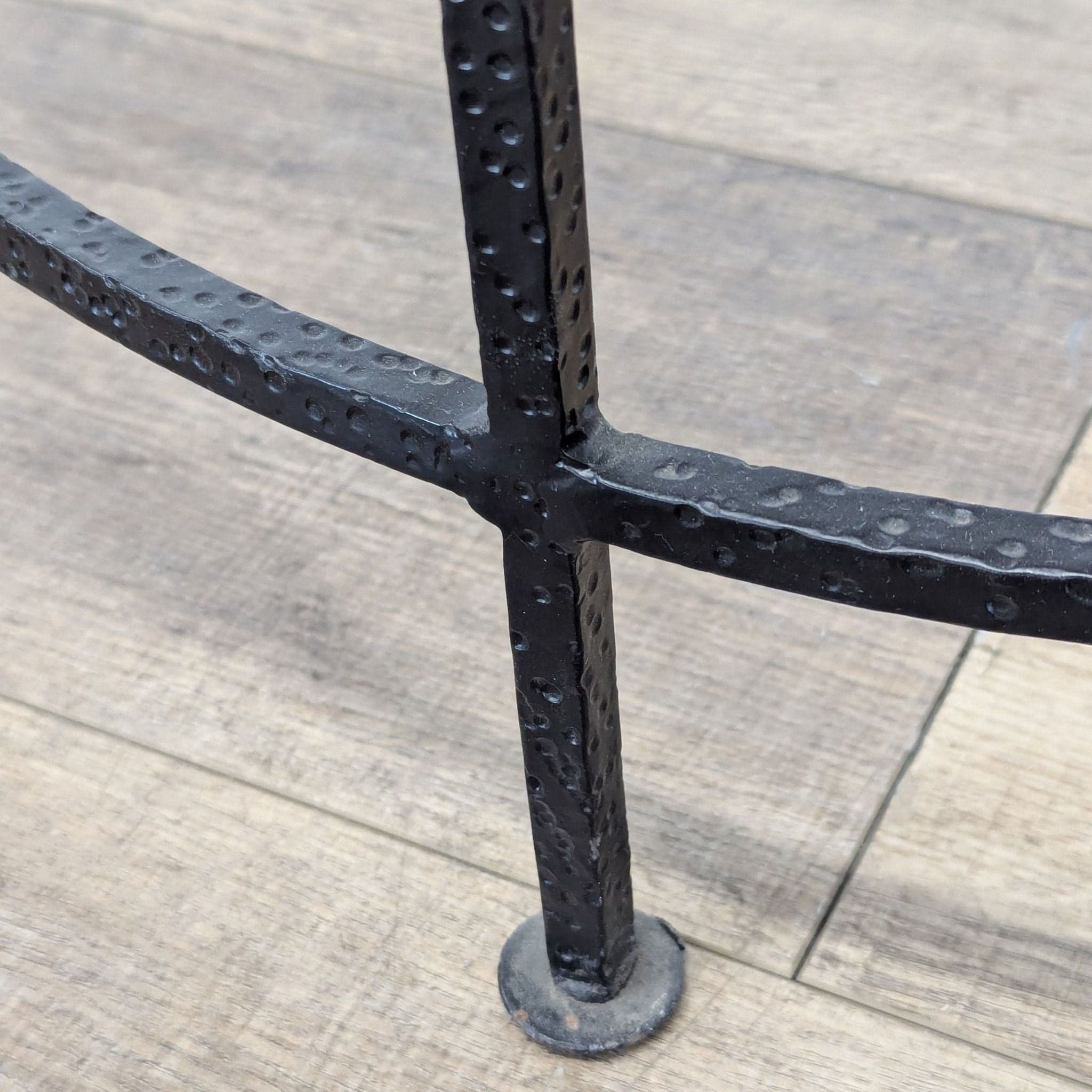 Glass Top Side Table on Metal Base - Thumbnail 4