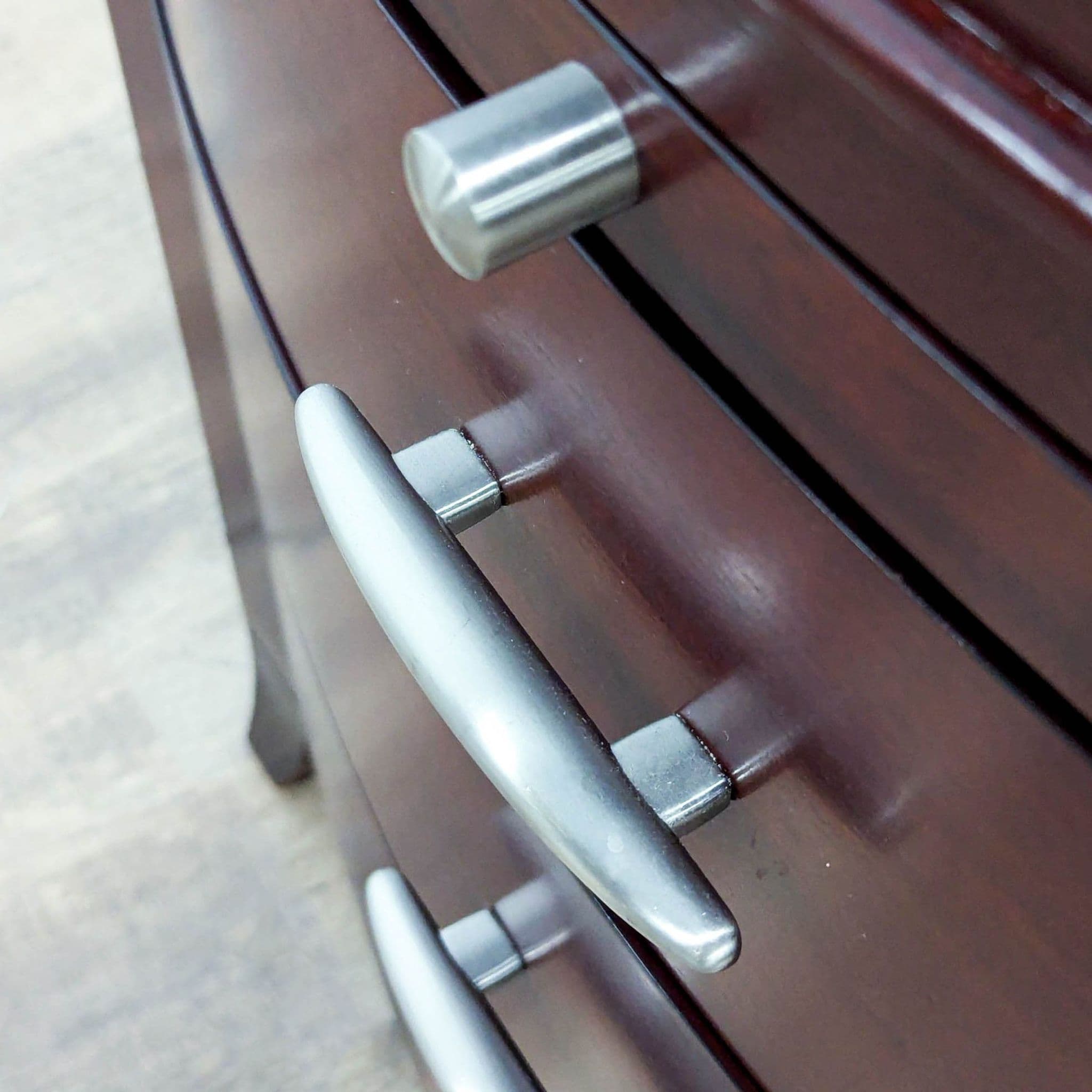 Modus Furniture 3Brighton Two Drawer Nightstand - Thumbnail 8