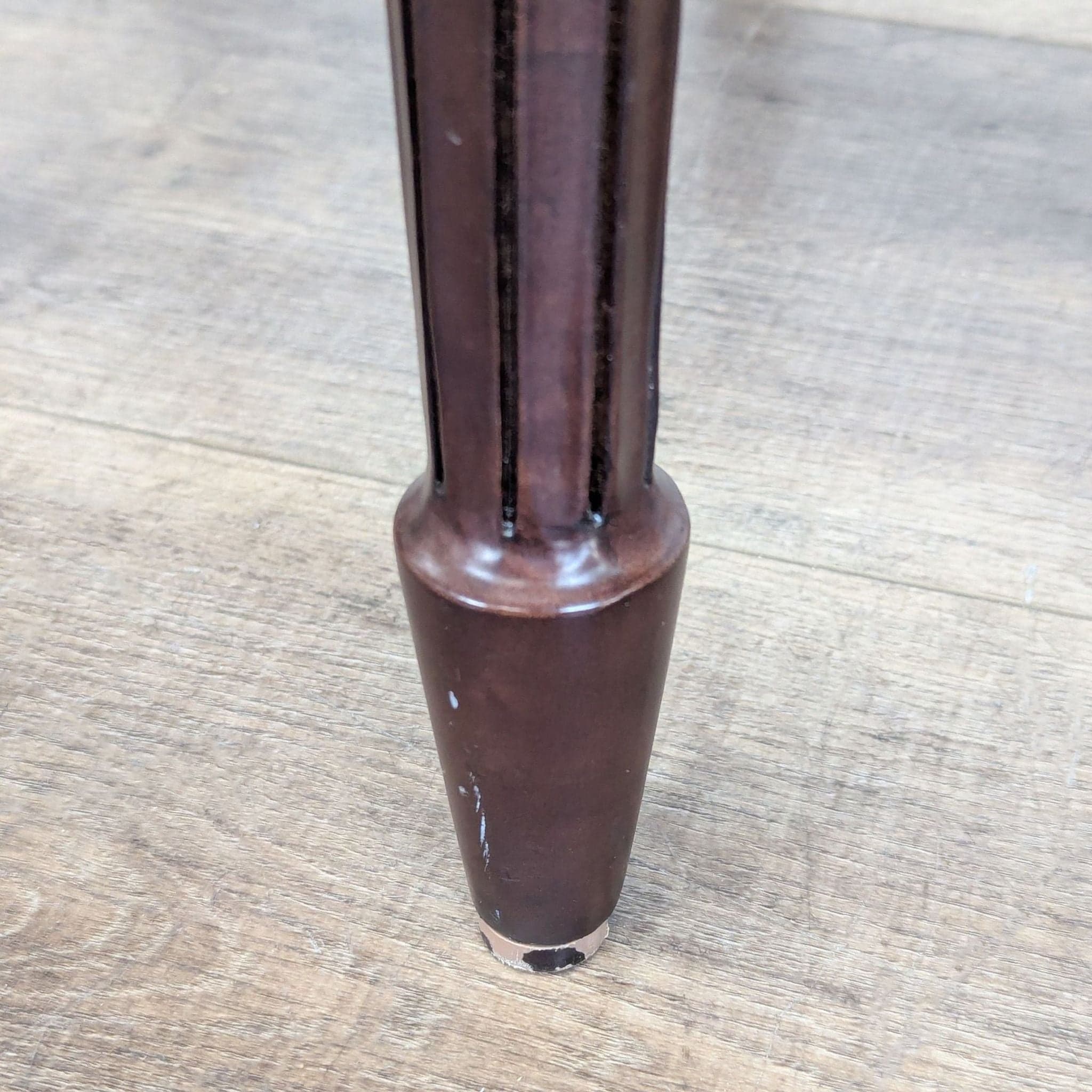 Set of Two Wood Nesting Tables - Thumbnail 8