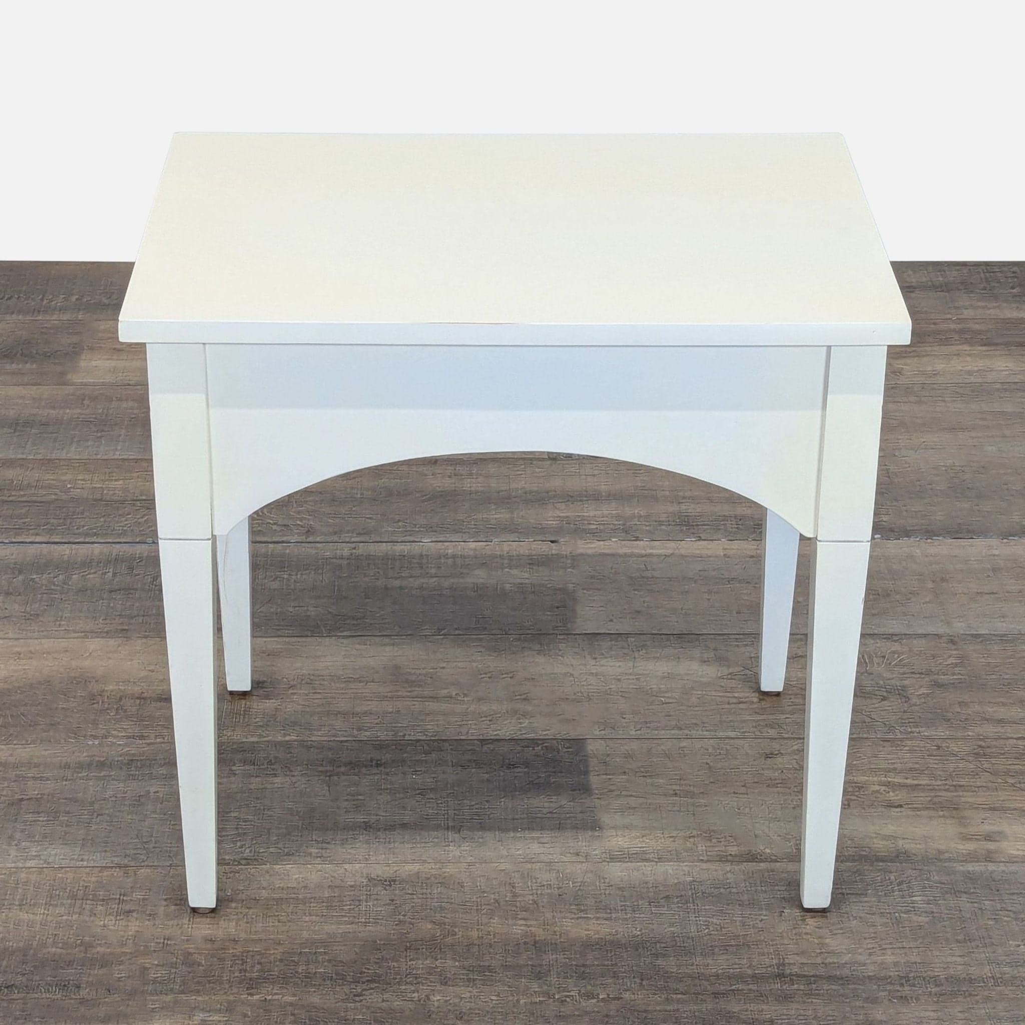 One Drawer Side Table - Thumbnail 6