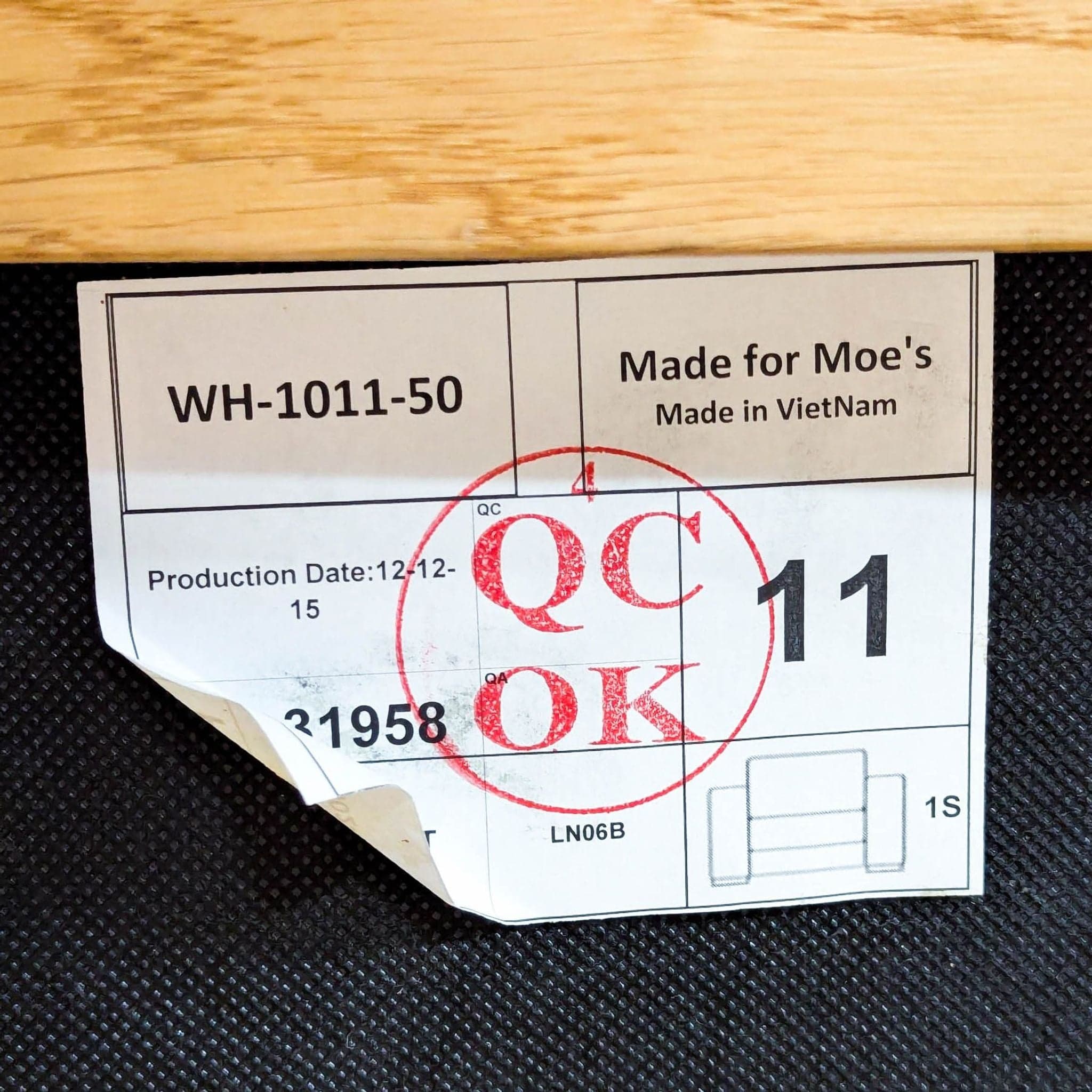 Moe’s Home Collection Modern Accent Chair - Thumbnail 10