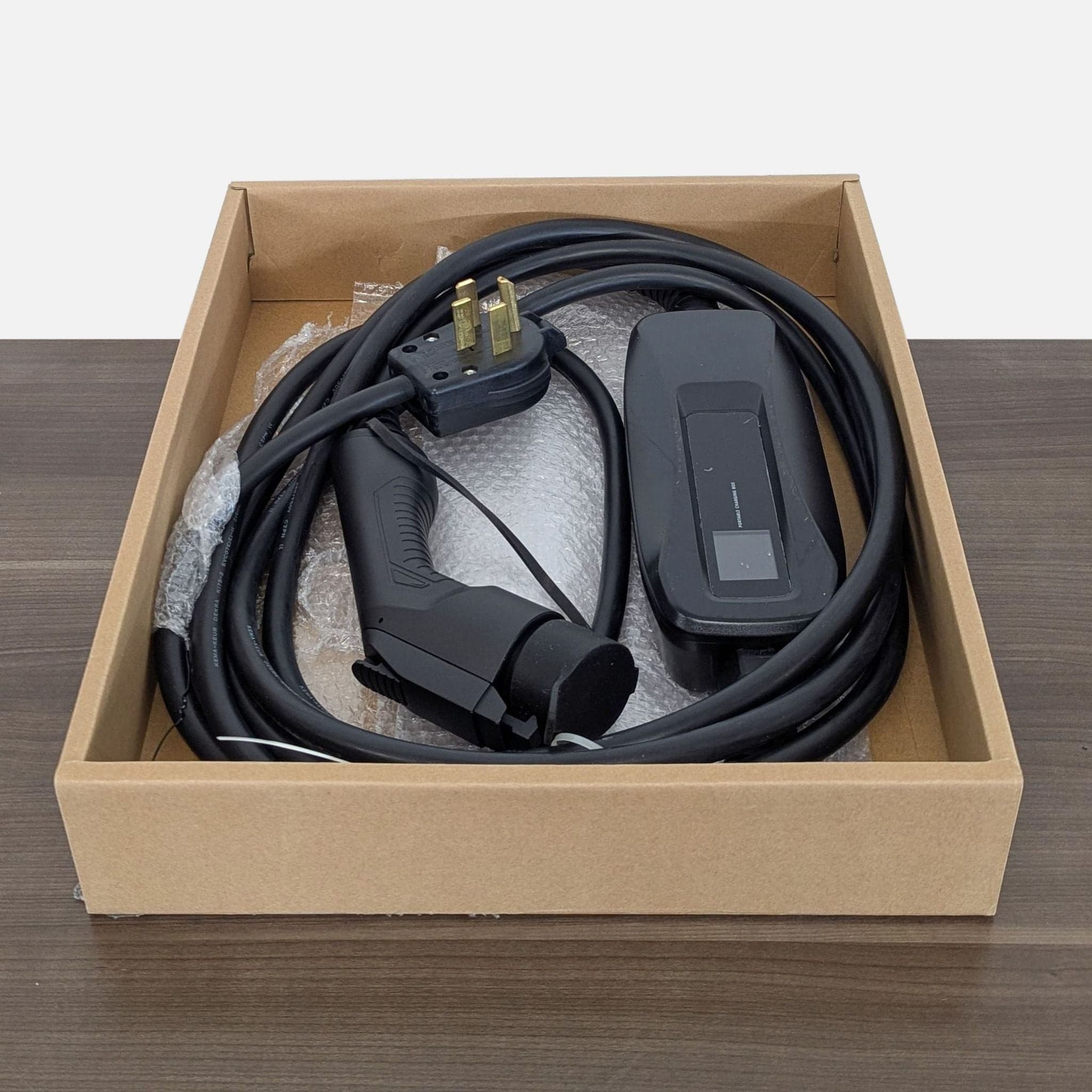 Electric Vehicle Charging Box - Portable Mode 2 EV Cable - Thumbnail 6