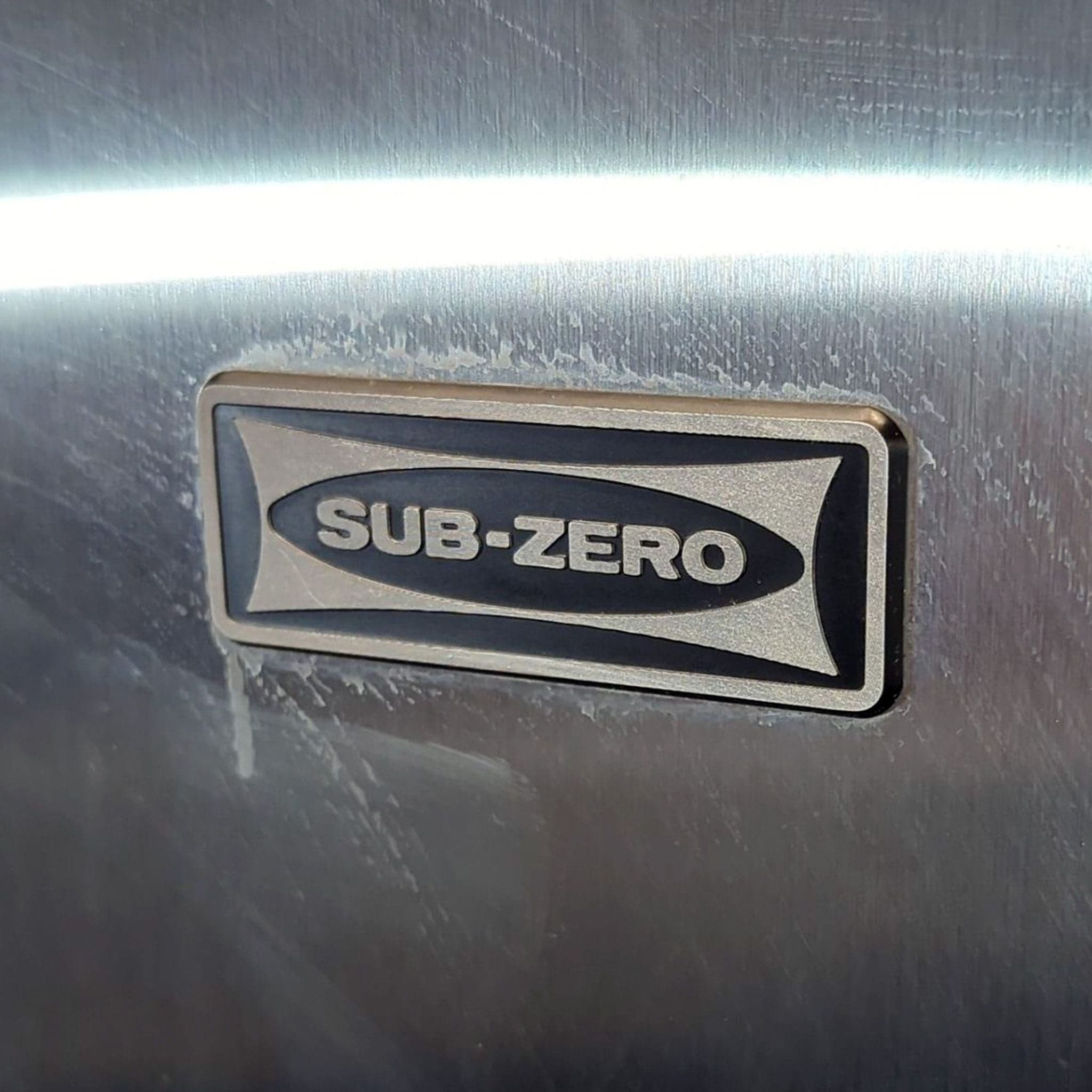 Sub-Zero Stainless Steel Side-by-Side Refrigerator with Water and Ice Dispenser - Thumbnail 5