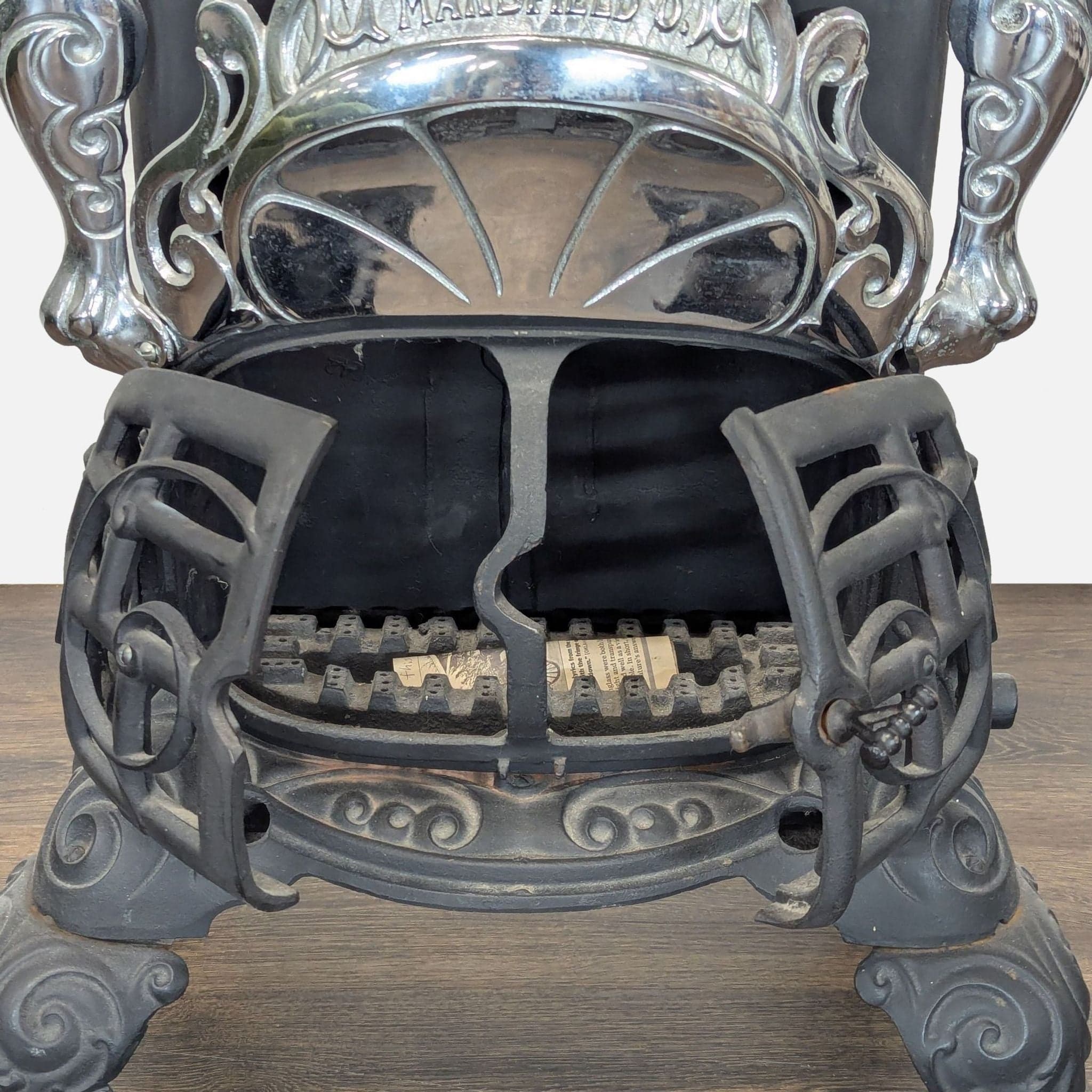 Vintage Iron Parlor Stove with Ornate Details - Thumbnail 7