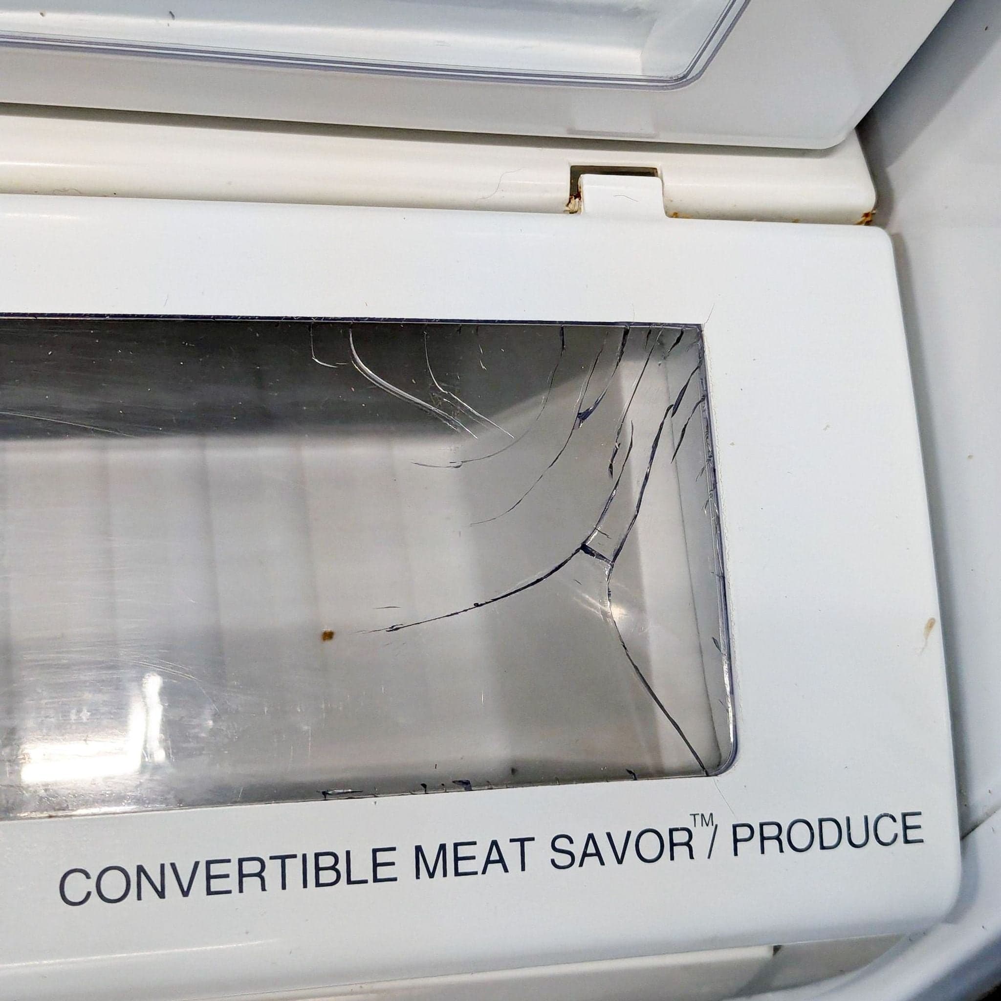 Viking Professional Stainless Steel Refrigerator with Bottom Freezer - Thumbnail 7