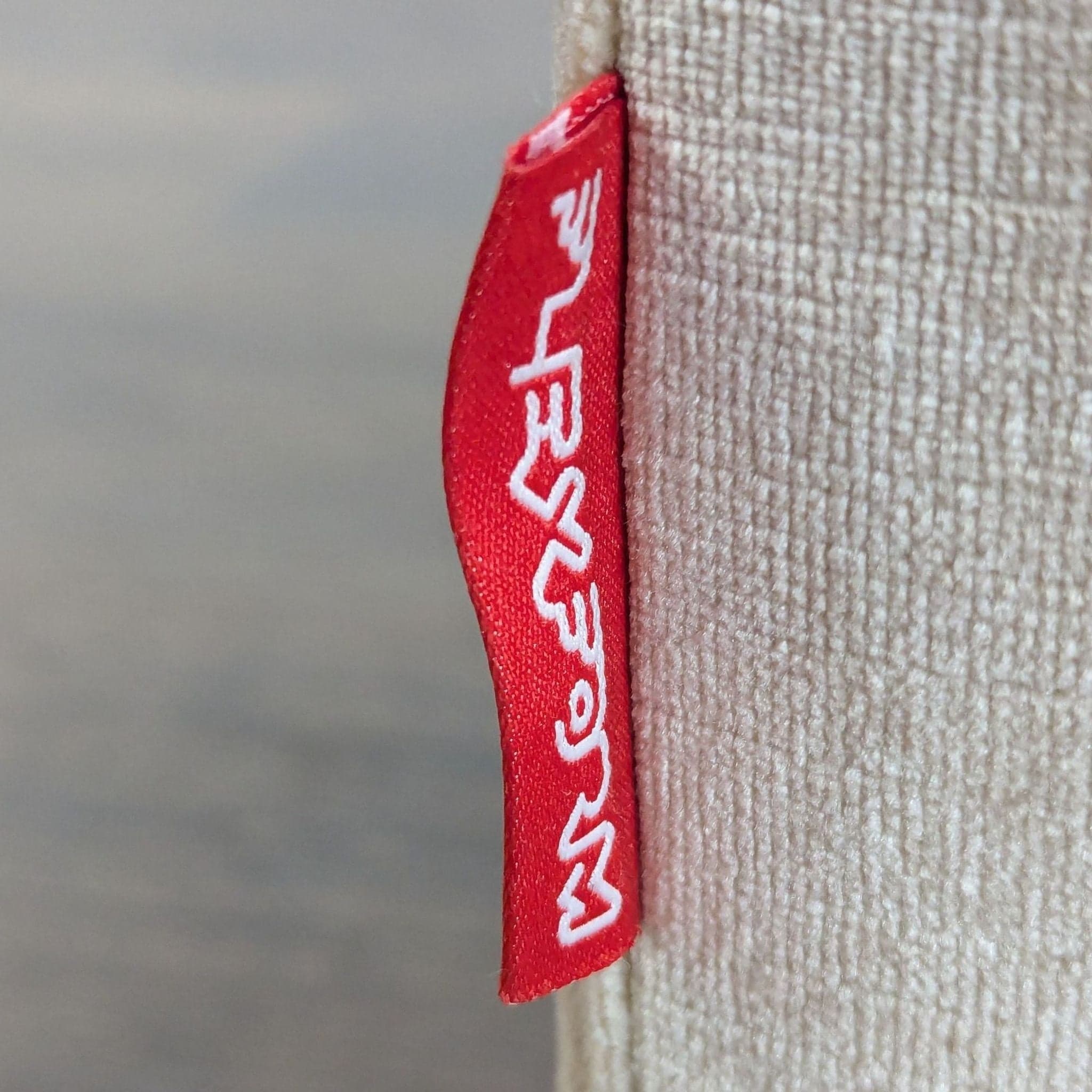 Flexform Gary 3-Seat Sofa Bed – Comfortable Modern Sleeper Sofa - Thumbnail 7