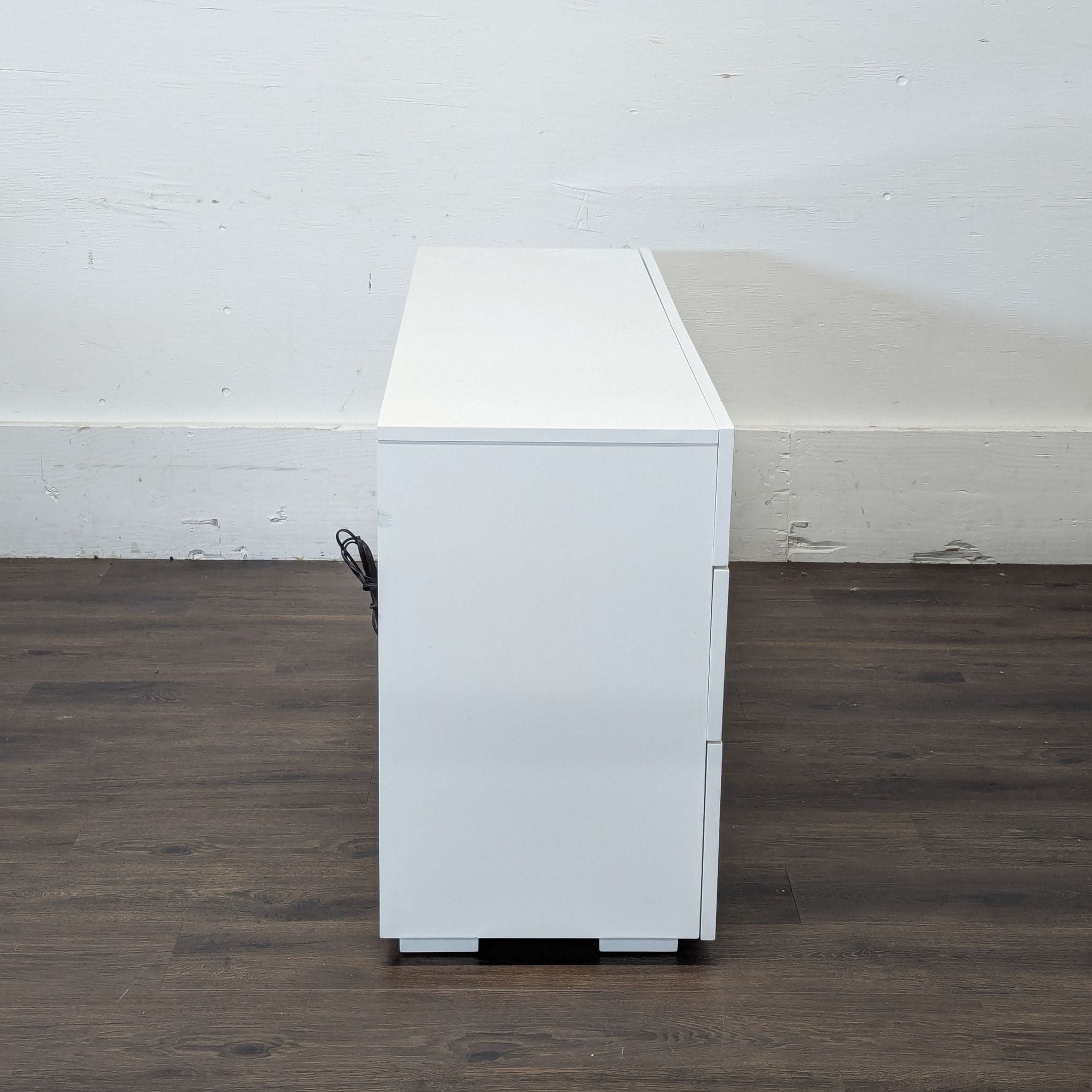 Multiple Drawer Media Console - Thumbnail 15