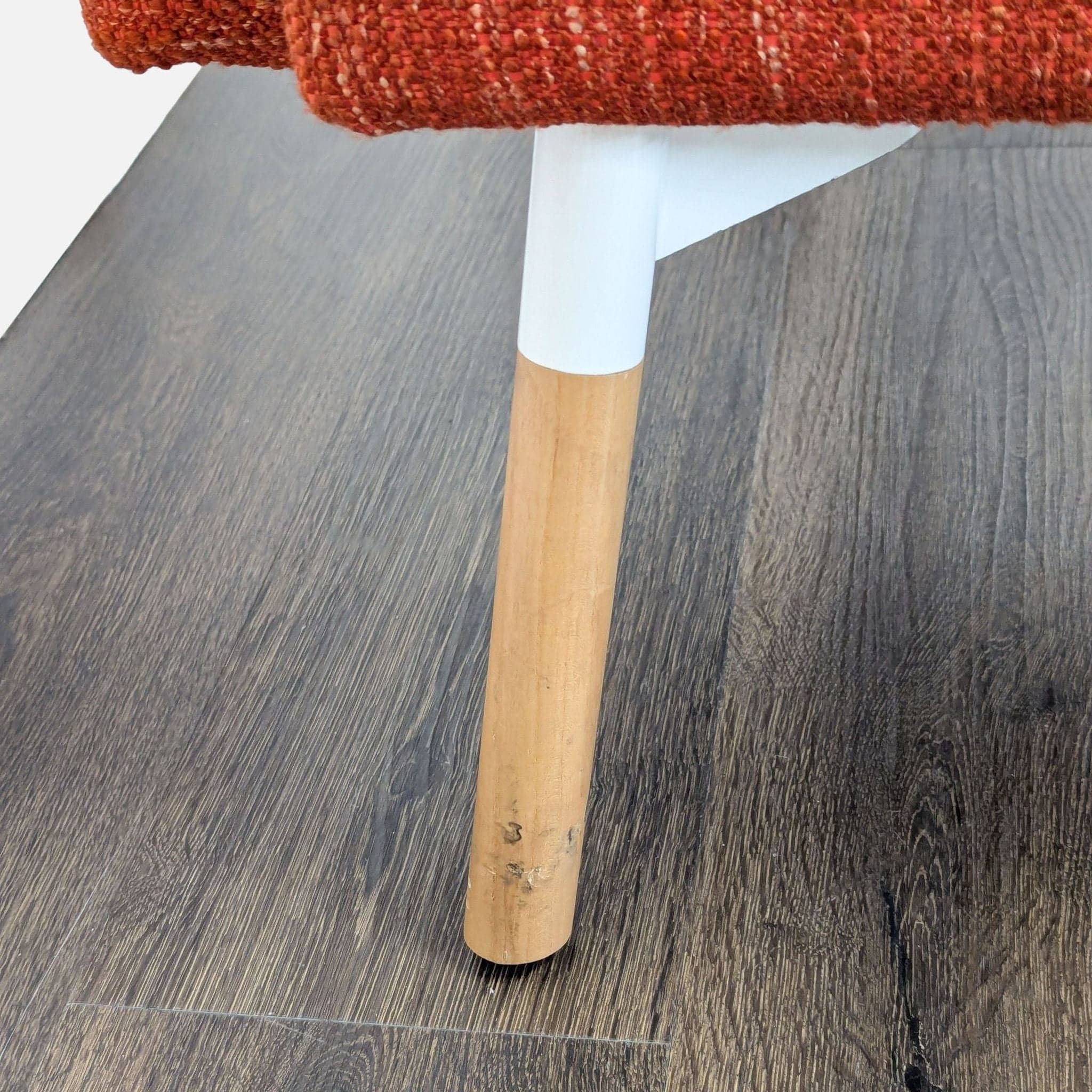 HighTower Tombolo 3-Seat Modern Sofa in Red Fabric - Thumbnail 5