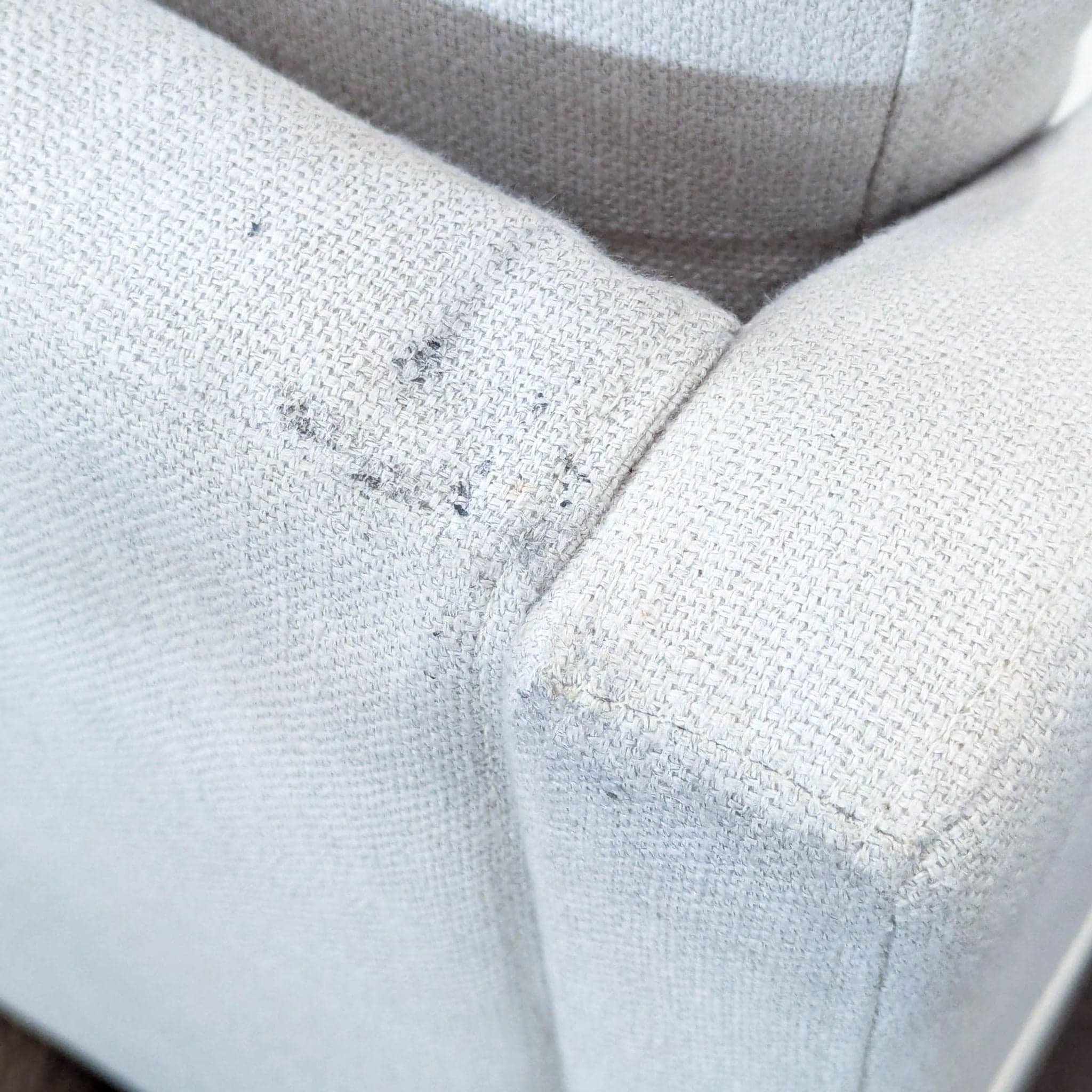 Modern Lounge Chair with Cushioned Seat and Back - Thumbnail 7