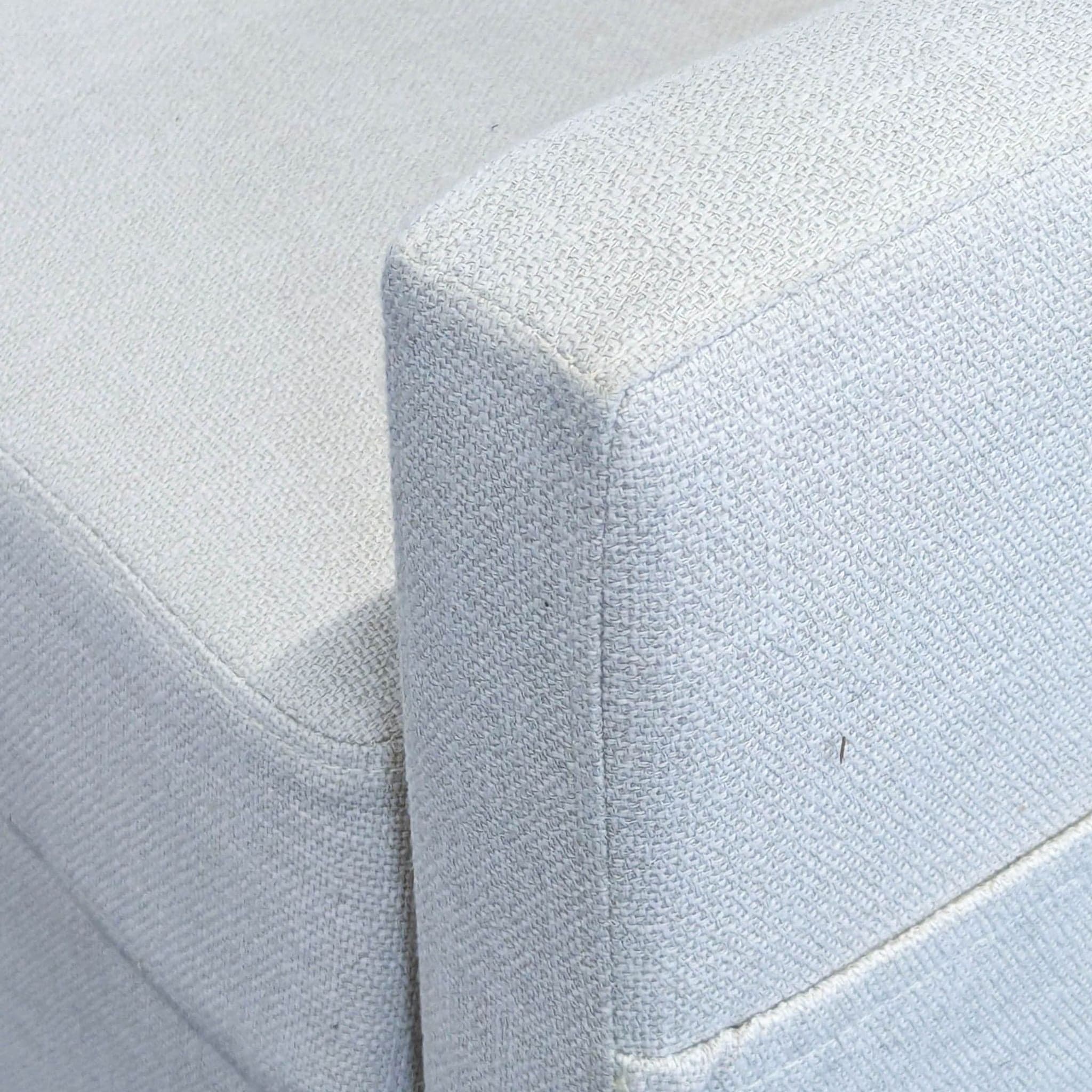 Modern Lounge Chair with Cushioned Seat and Back - Thumbnail 6