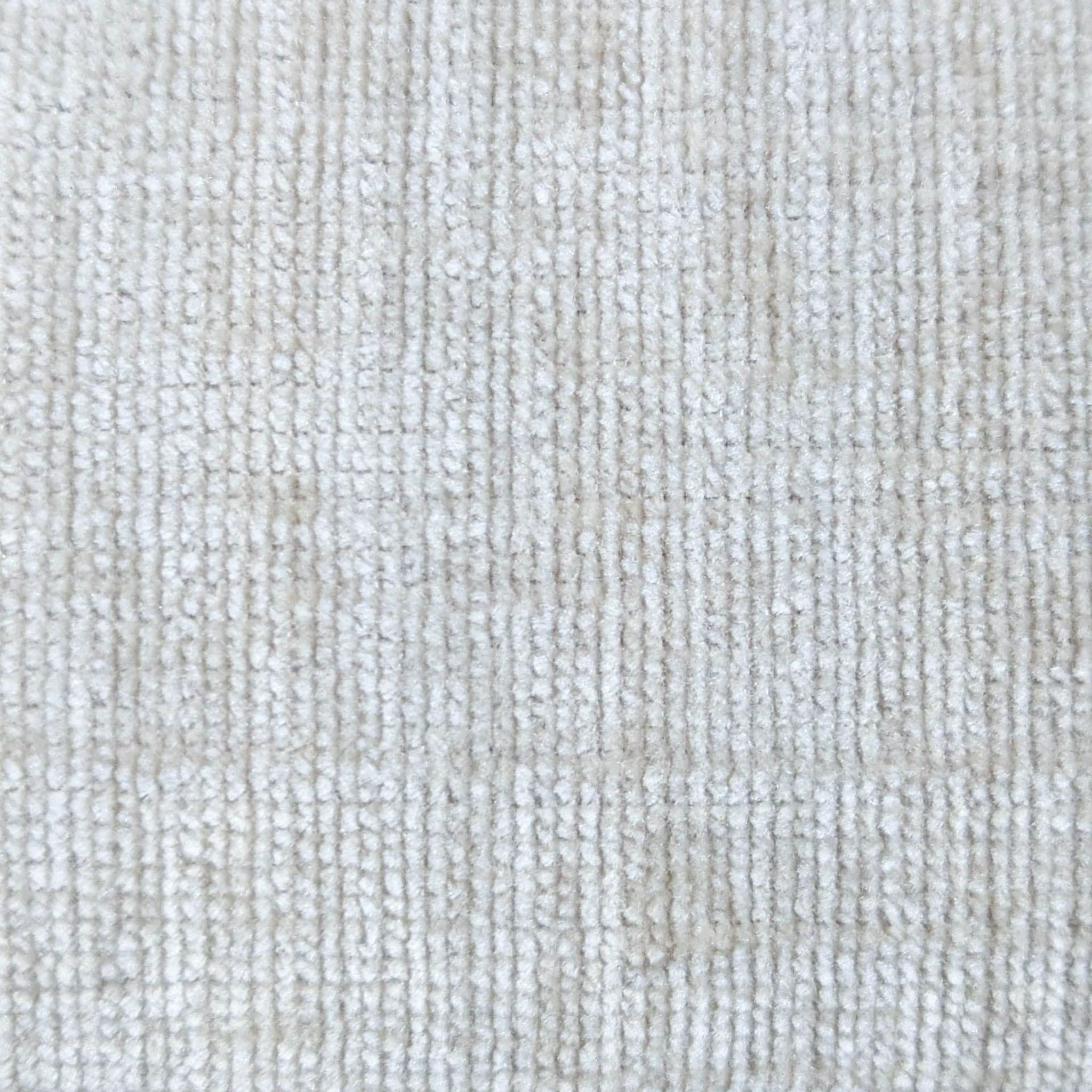 Modern 3-Seat Sofa with Wide Arms - Thumbnail 7