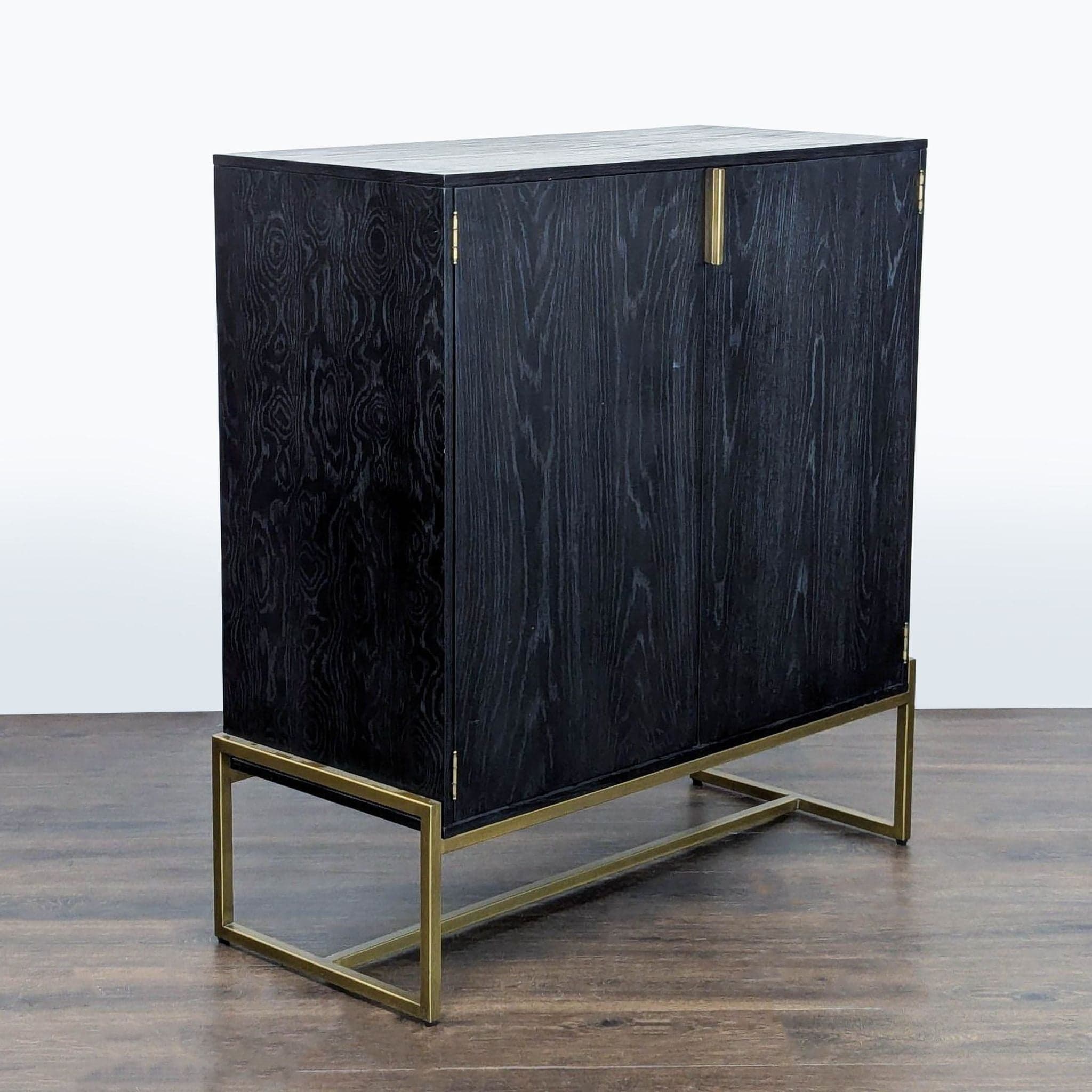 Article Bar Cabinet on Metal Base - Thumbnail 3