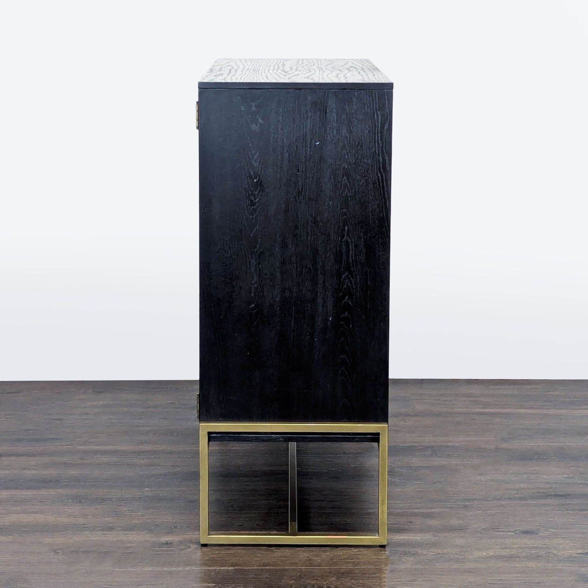 Article Bar Cabinet on Metal Base - Thumbnail 6