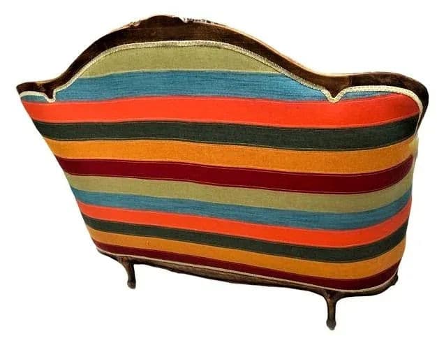 Late 19th Century French Settee With Guatemalan Hand Embroidery, Cowhide and Sheepskin - Thumbnail 5