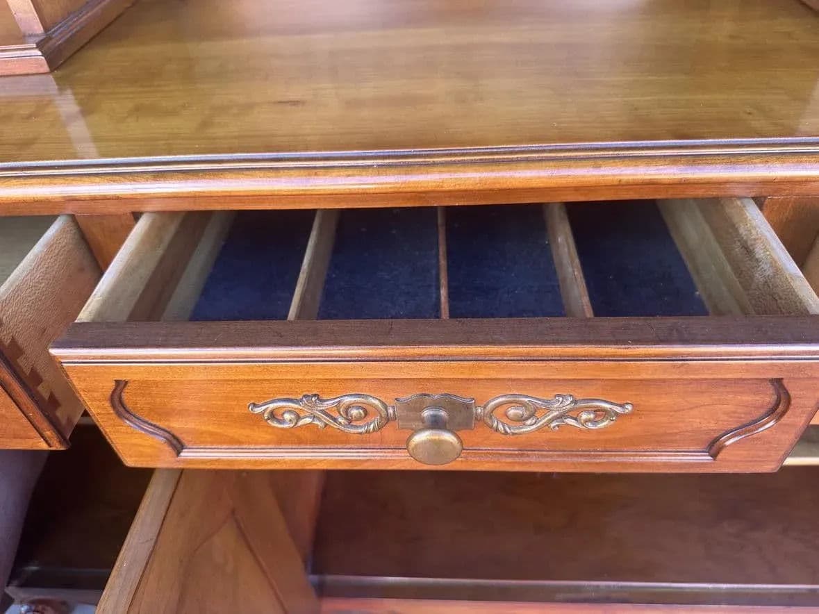 Kindel Grand Rapids Large Belvedere Solid Cherry Wood Louis XV French Provincial Style China Cabinet - Vintage 1950s - Thumbnail 5