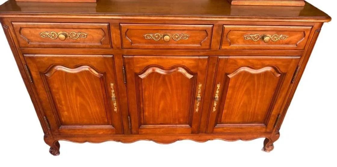 Kindel Grand Rapids Large Belvedere Solid Cherry Wood Louis XV French Provincial Style China Cabinet - Vintage 1950s - Thumbnail 4