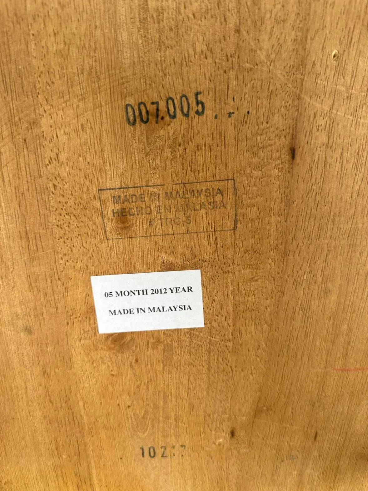 Solid Teakwood Windsor Pub Chairs - Set of 4 - Vintage Early 21st Century - Thumbnail 6