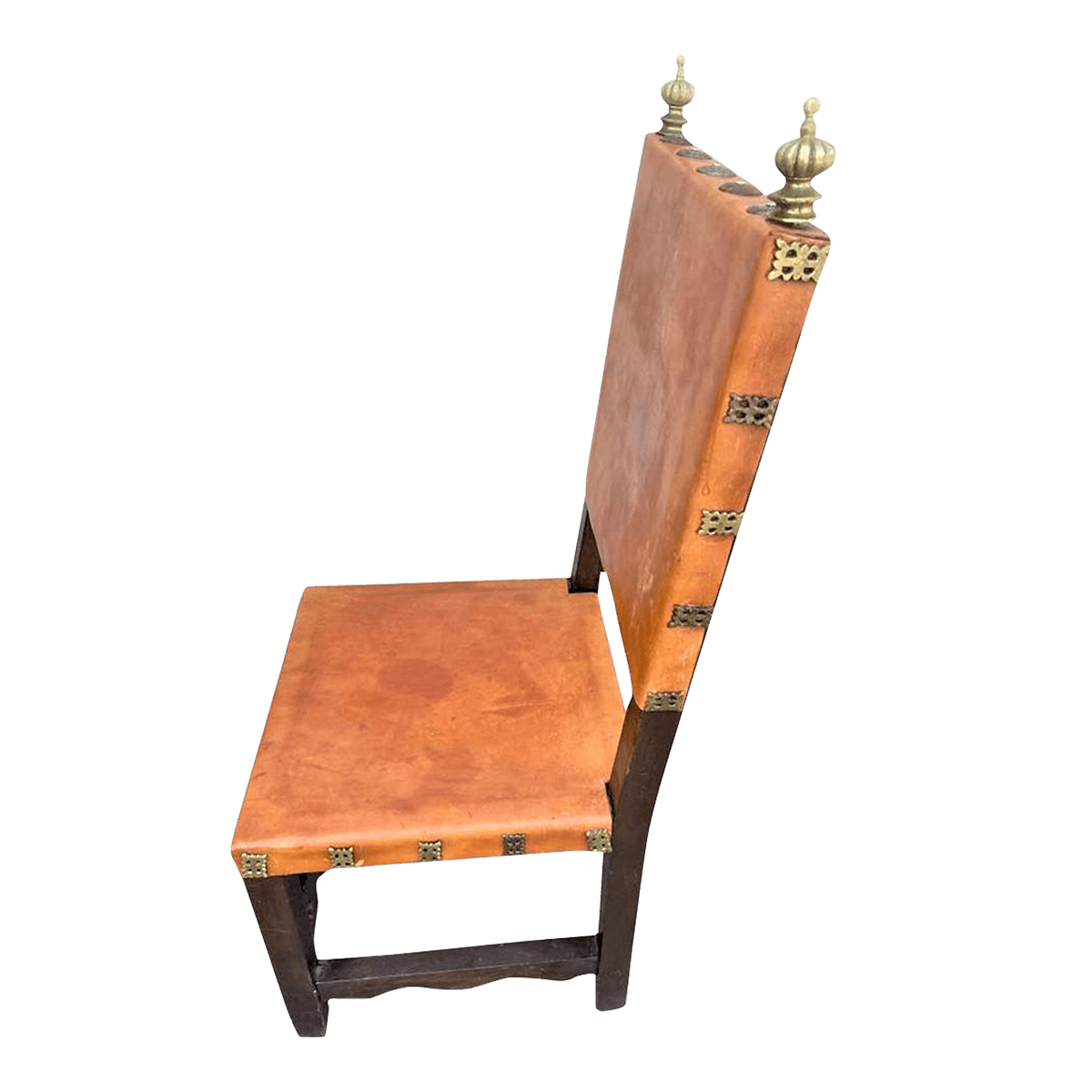 Artes De México Internacionales Accent Chair in Cognac Saddle Leather With Brass Finials - Vintage 1960s - Thumbnail 2