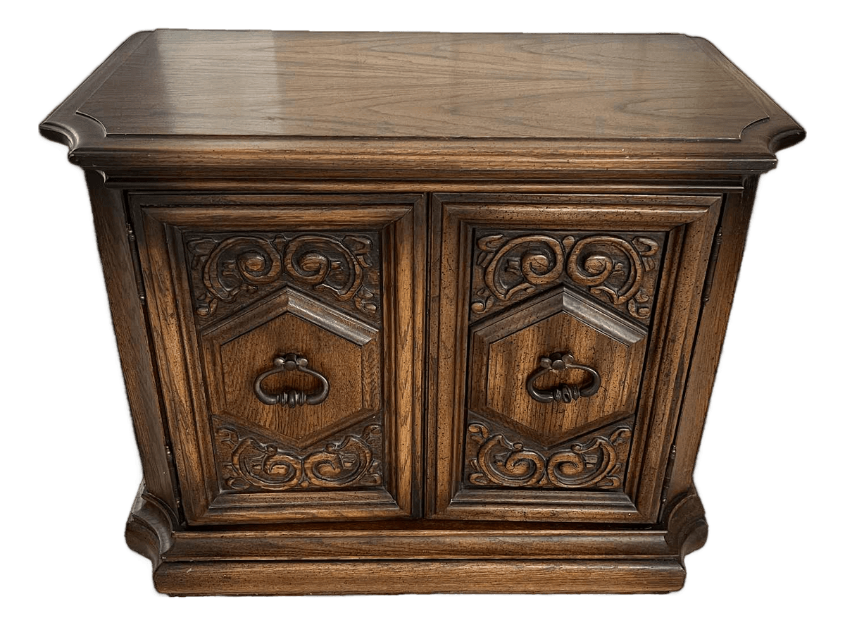 Spanish Colonial Revival Vintage Carved Solid Oak Nightstand Crafted in North Carolina by United Furniture - Thumbnail 2