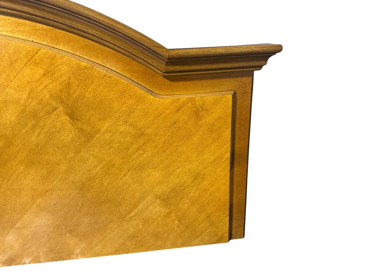 American of Martinsville Queen Size Cherry Wood Headboard From the Ritz-Carlton - Thumbnail 3