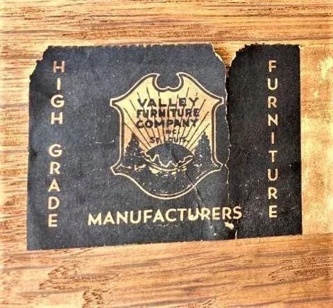 Vintage Rancho Monterey Style Solid Oak Dining Table - Circa 1930s - Thumbnail 7