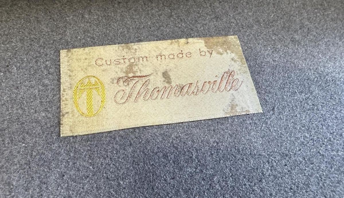 1960s Thomasville Hollywood Regency Tub Dining or Conference Room Chairs on Casters With New Upholstery - Set of 4 - Thumbnail 7