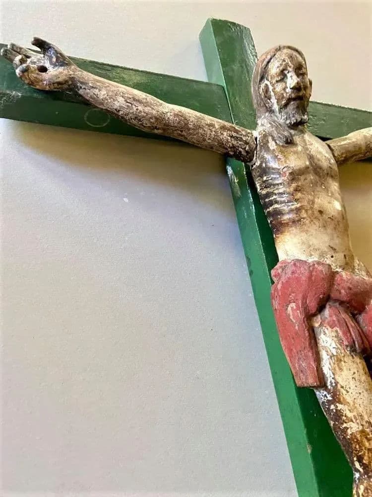 Mid 18th Century Antique Spanish Colonial Wood and Gesso Crucifix - Thumbnail 5