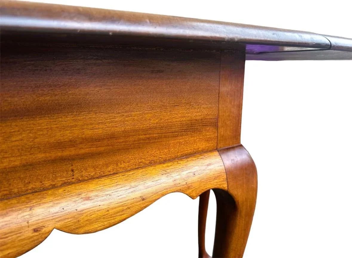 Antique English Style Mahogany Gate Leg Table - Made in Cambridge, Massachusetts Early 20th Century - Thumbnail 12