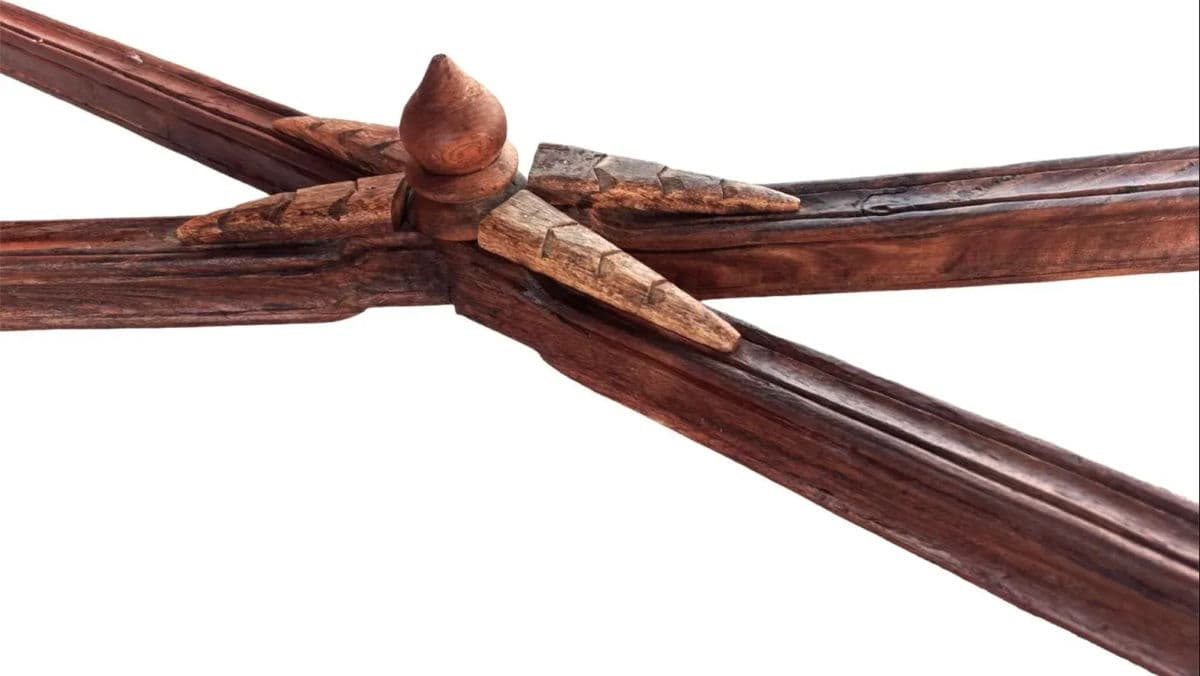 Antique Ornately Carved Anglo Indian Rosewood 60” Console Table - Thumbnail 6