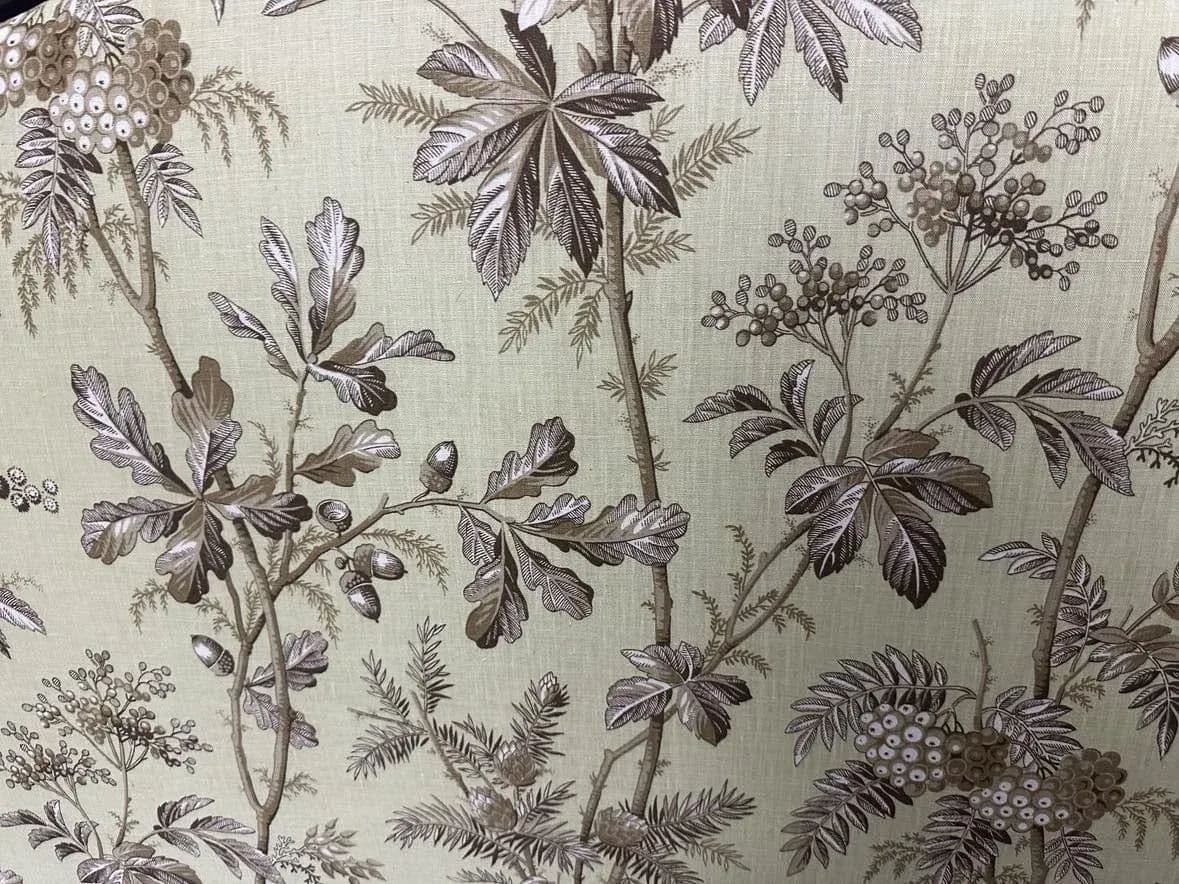 New Schumacher Chinoiserie ‘Brantwood Vine’ Linen Upholstery on Antique 19th Century Walnut Headboard - Thumbnail 3